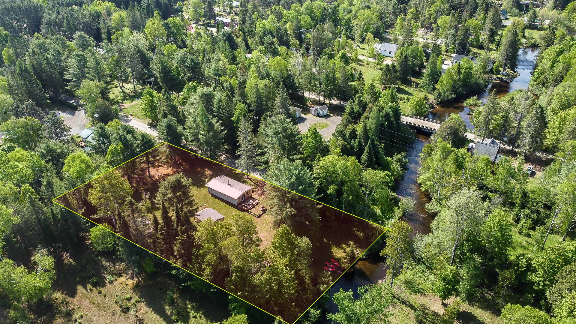 MLS: 25772624