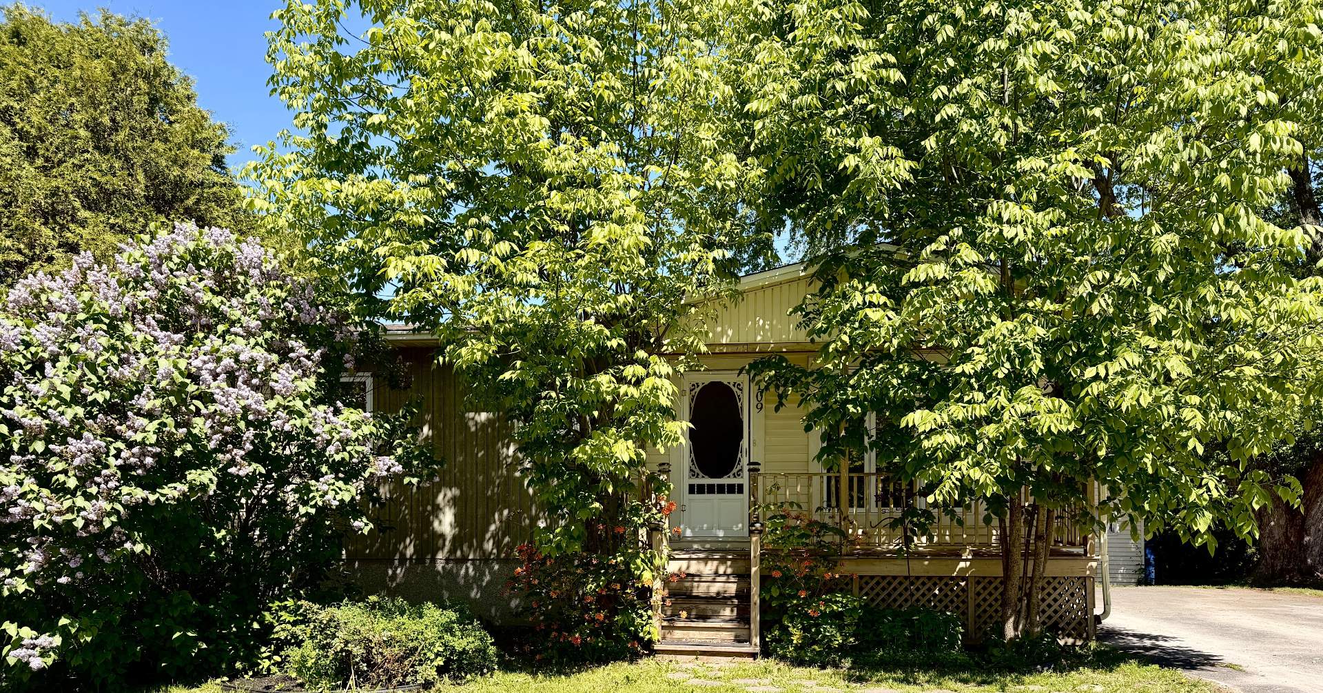 MLS: 22362266