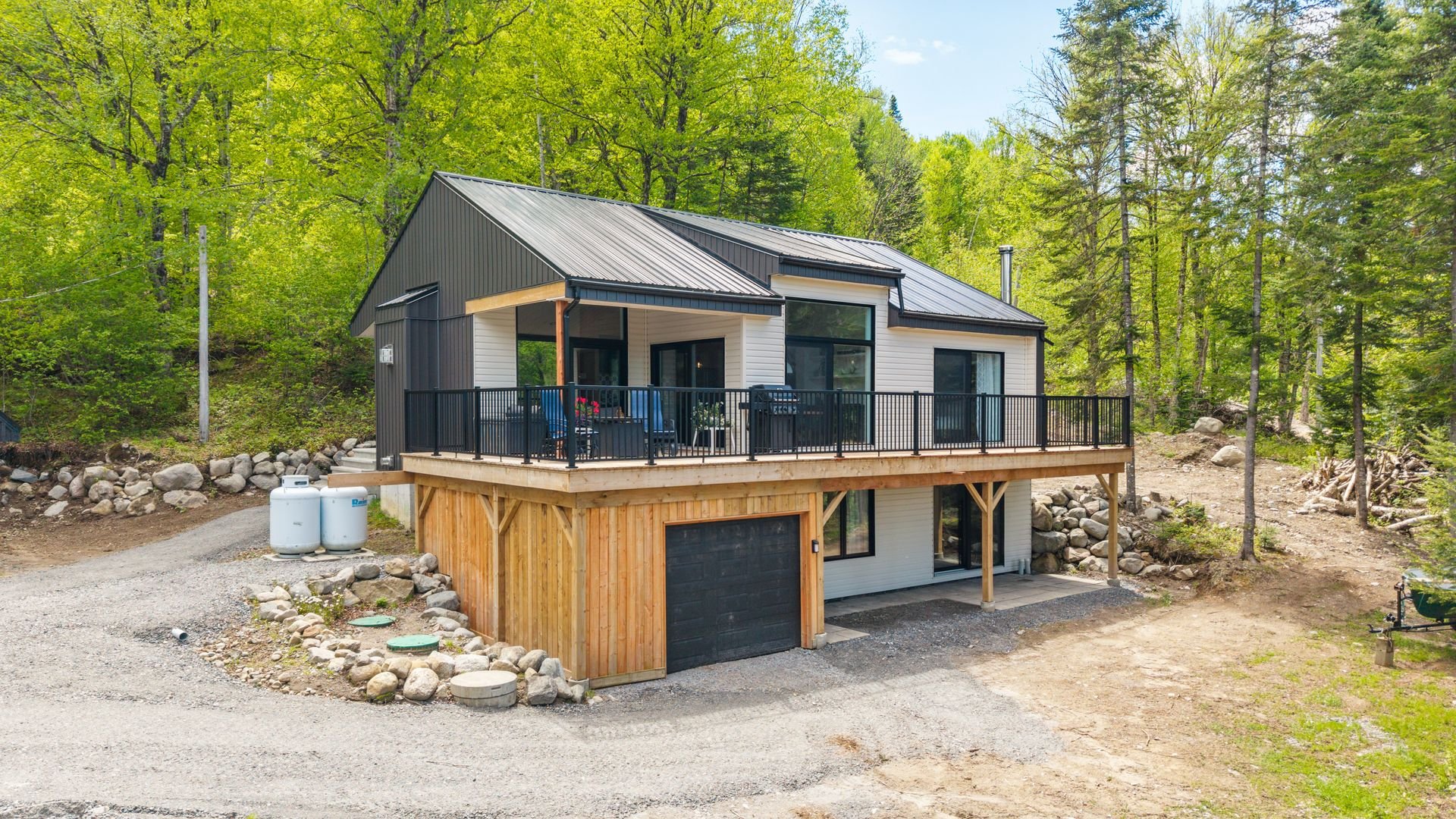 MLS: 12284655