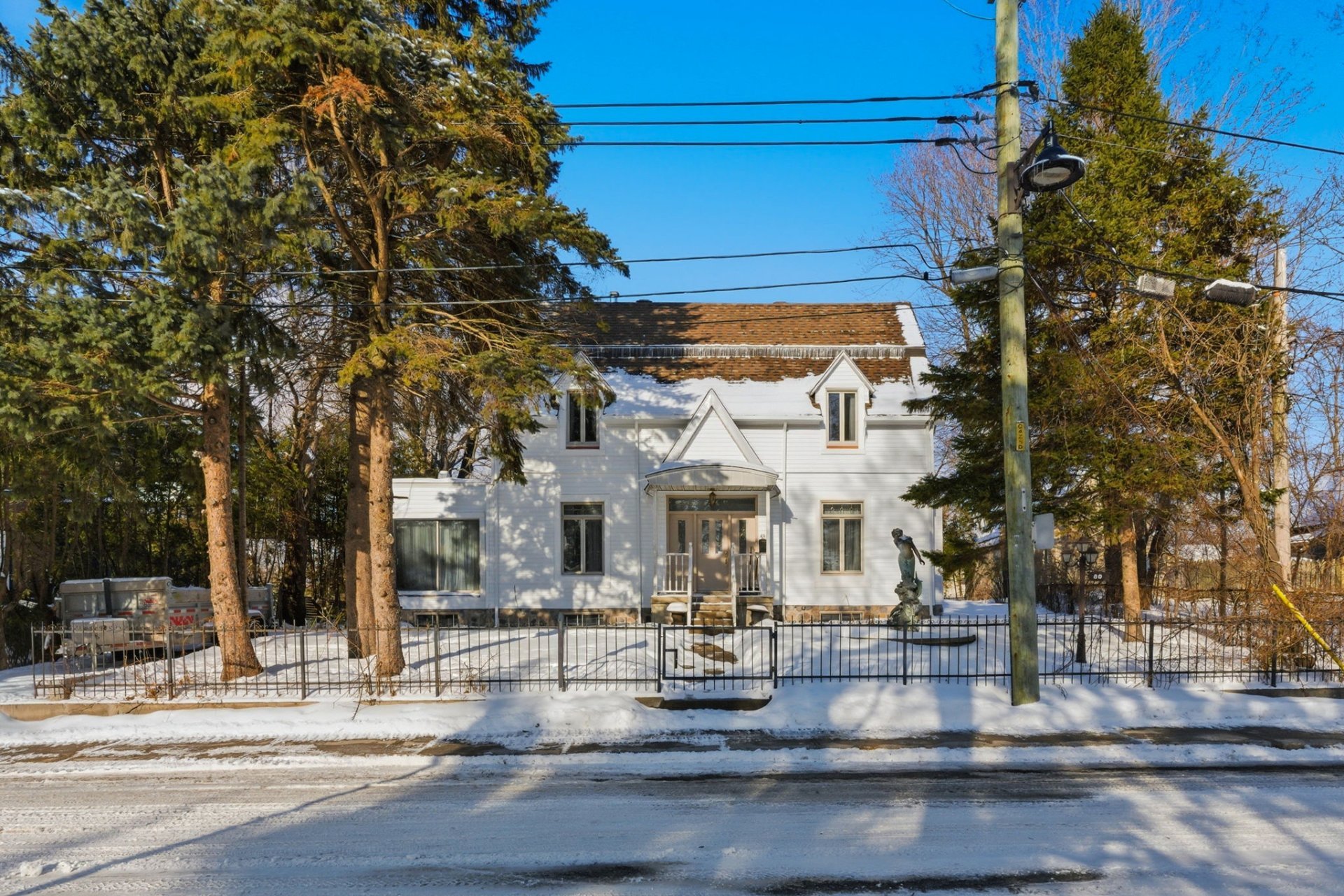 MLS: 17004541