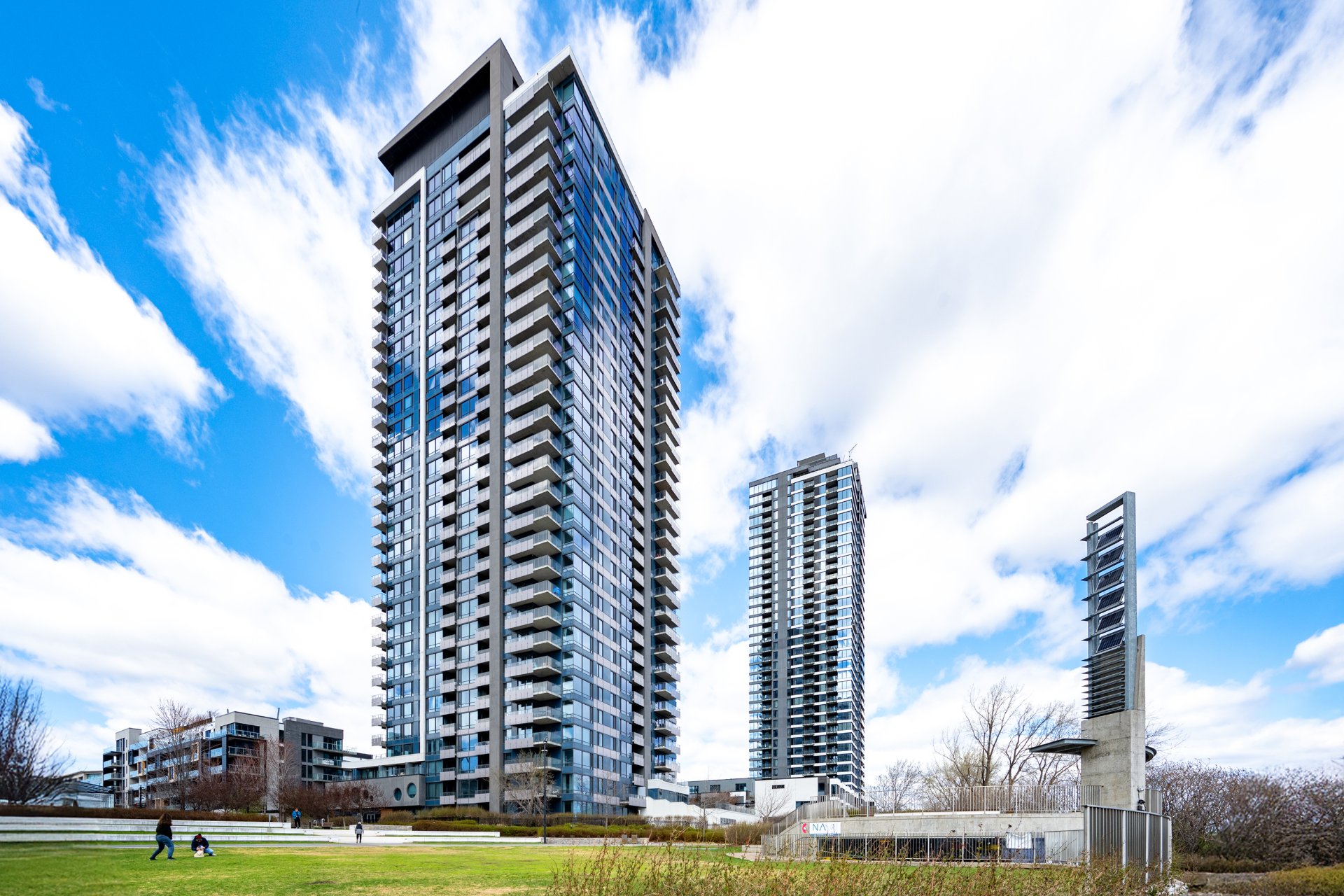 MLS: 17508447