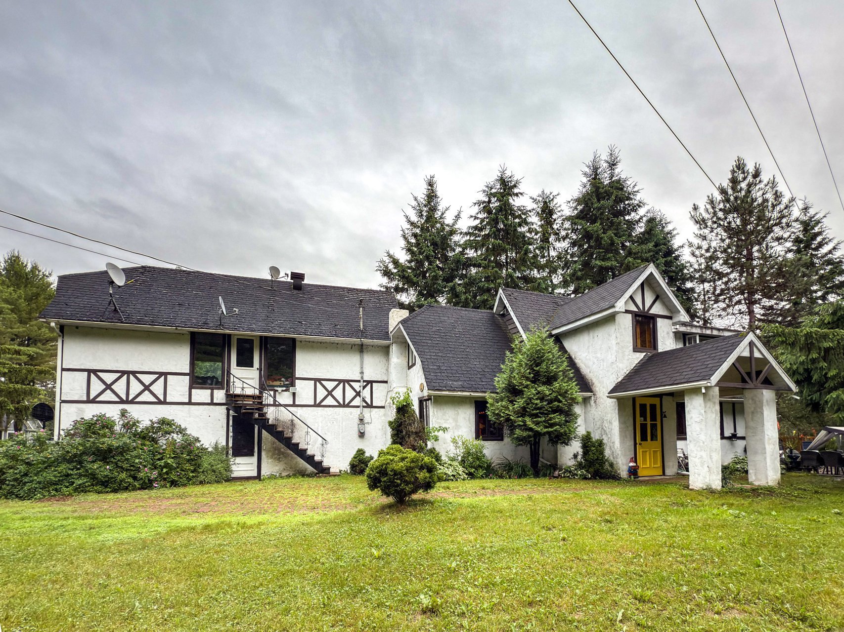 MLS: 28037202