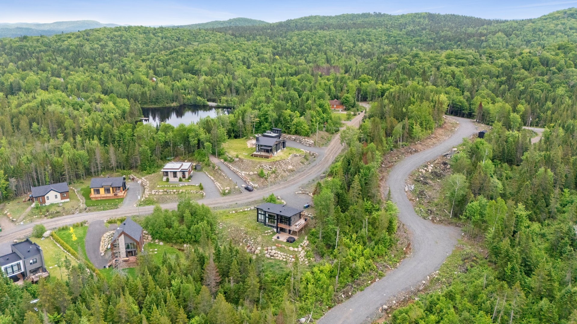 MLS: 23015004
