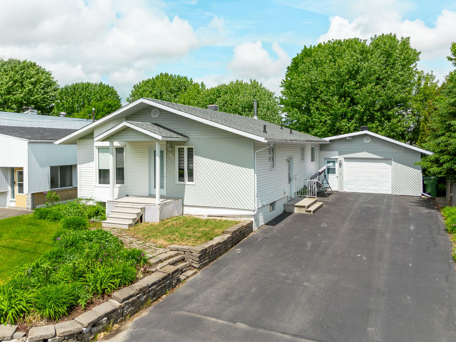MLS: 13458258