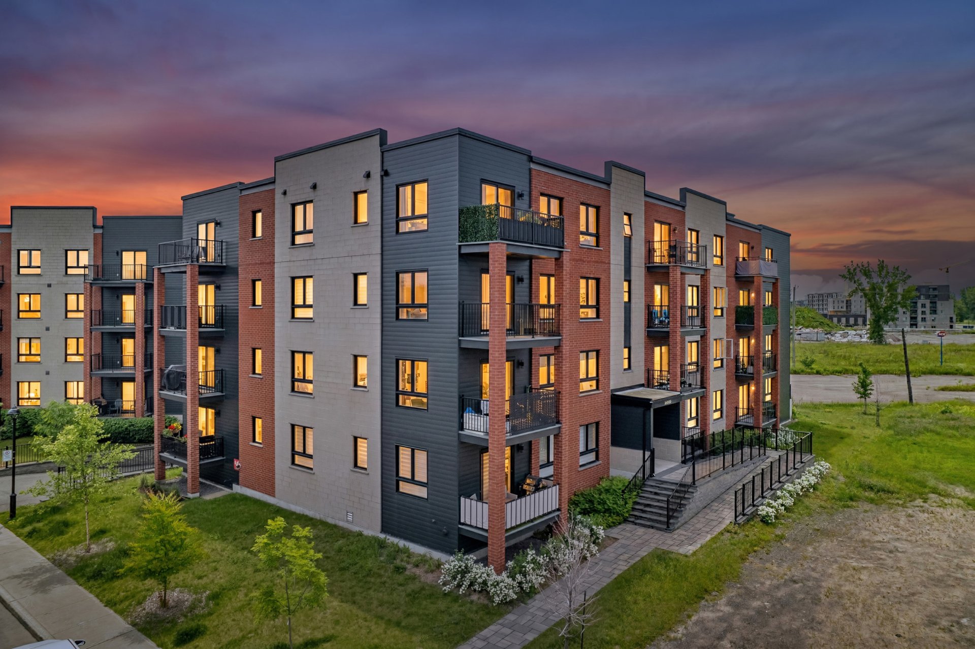 MLS: 22796006