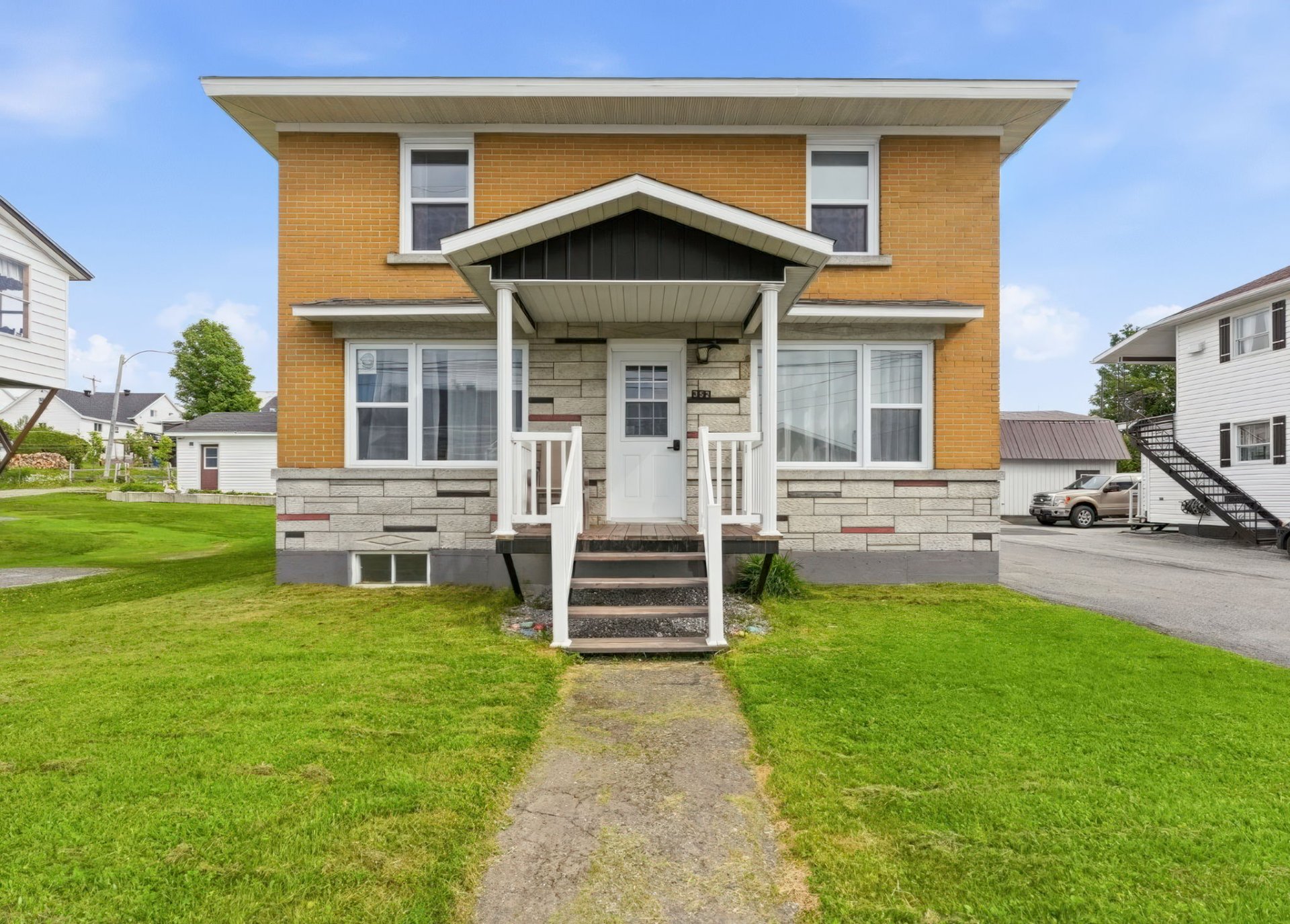 MLS: 16200405