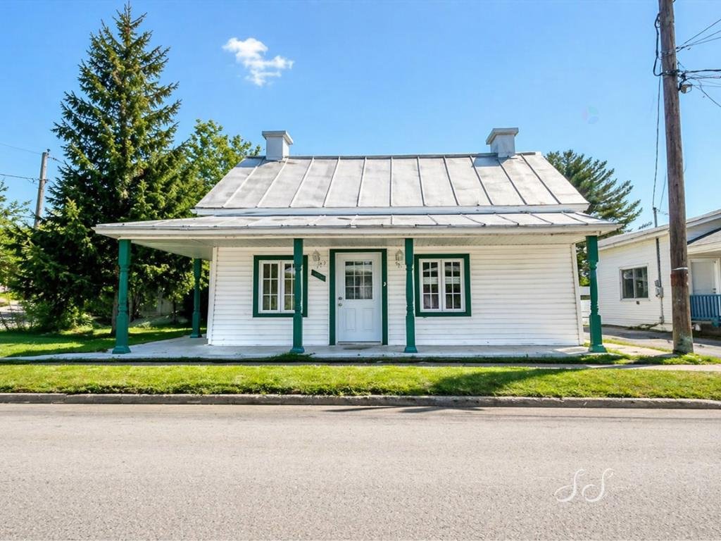 MLS: 10704532