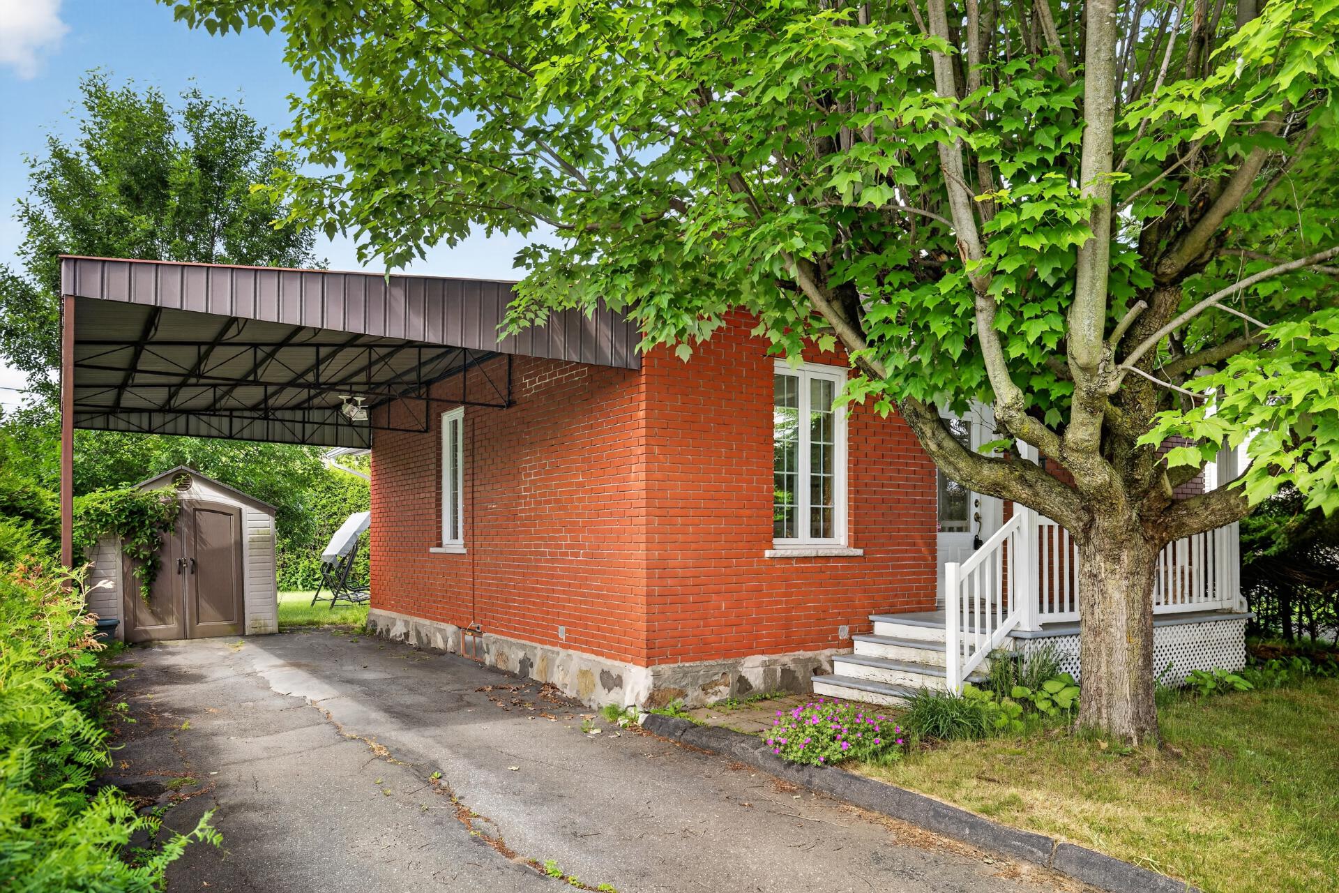 MLS: 26225408