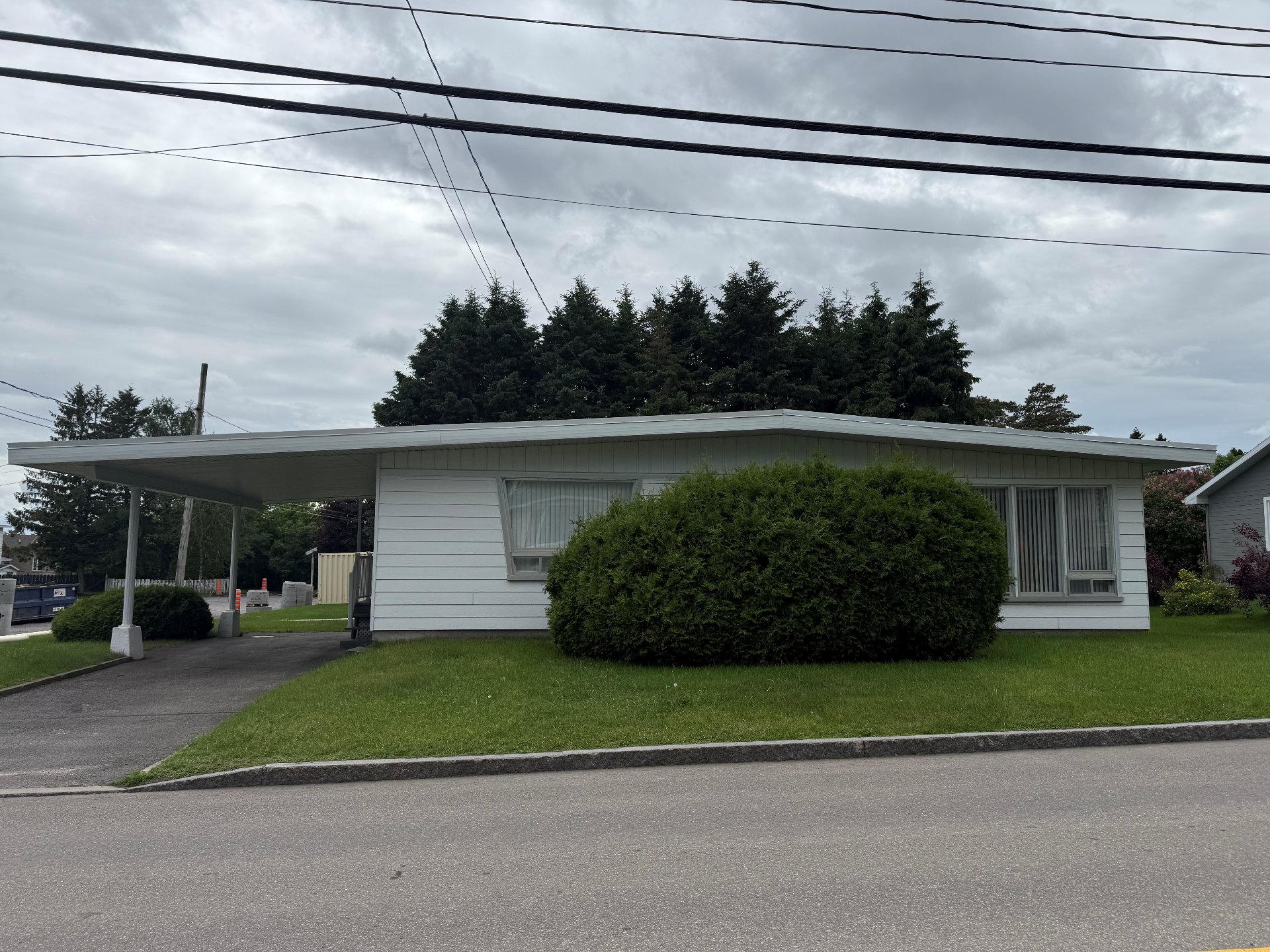 MLS: 21039864