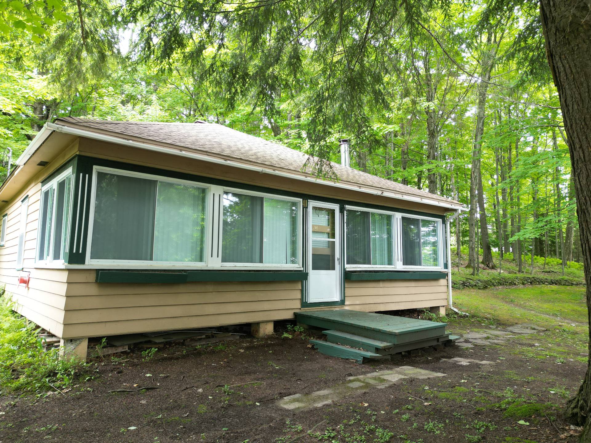 MLS: 16240515