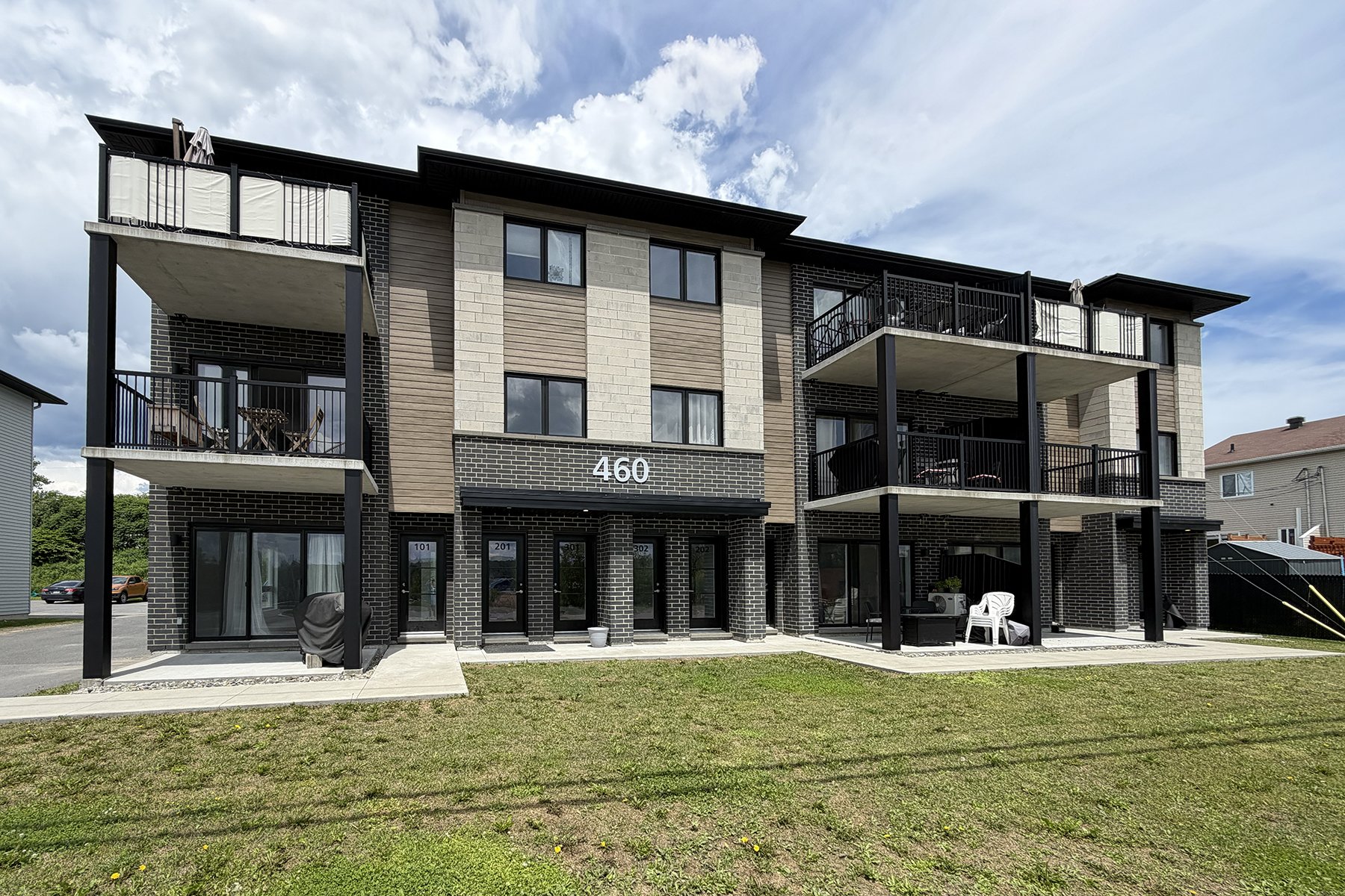 MLS: 19283306