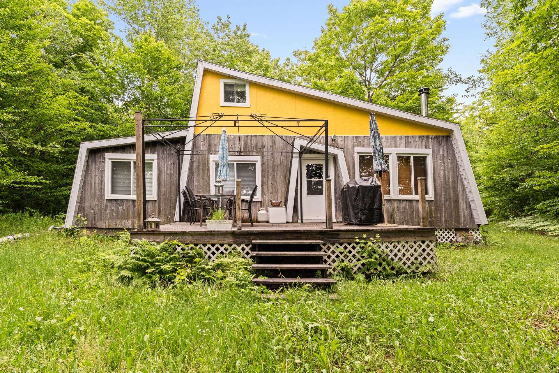 MLS: 27217475