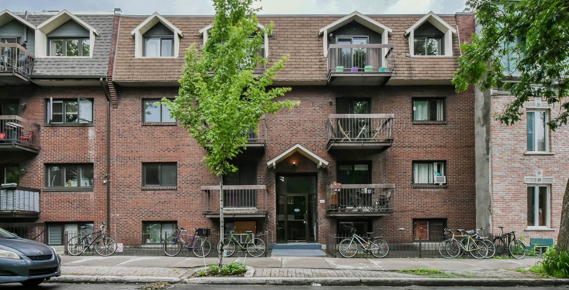 MLS: 15843506