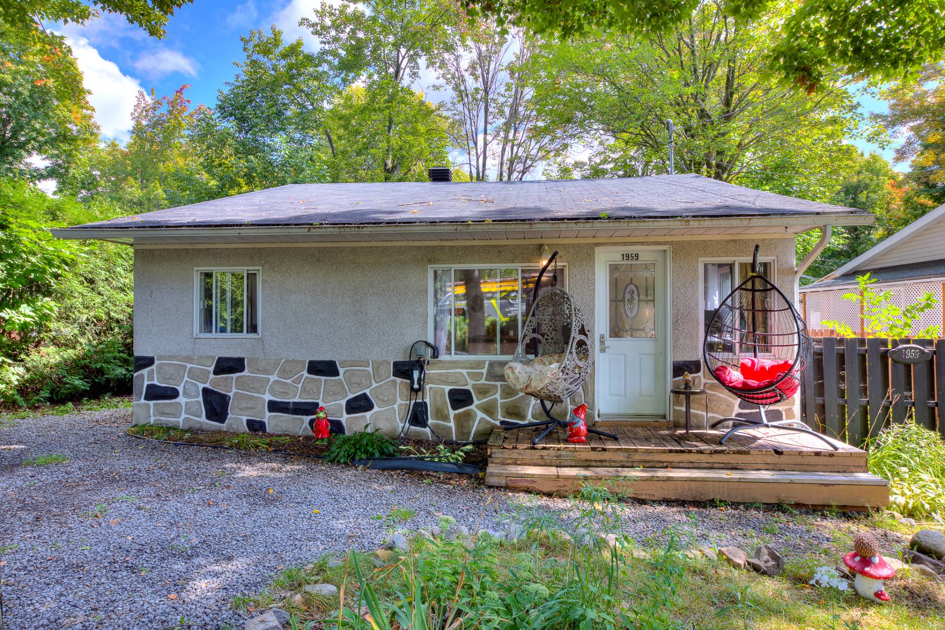 MLS: 16185076