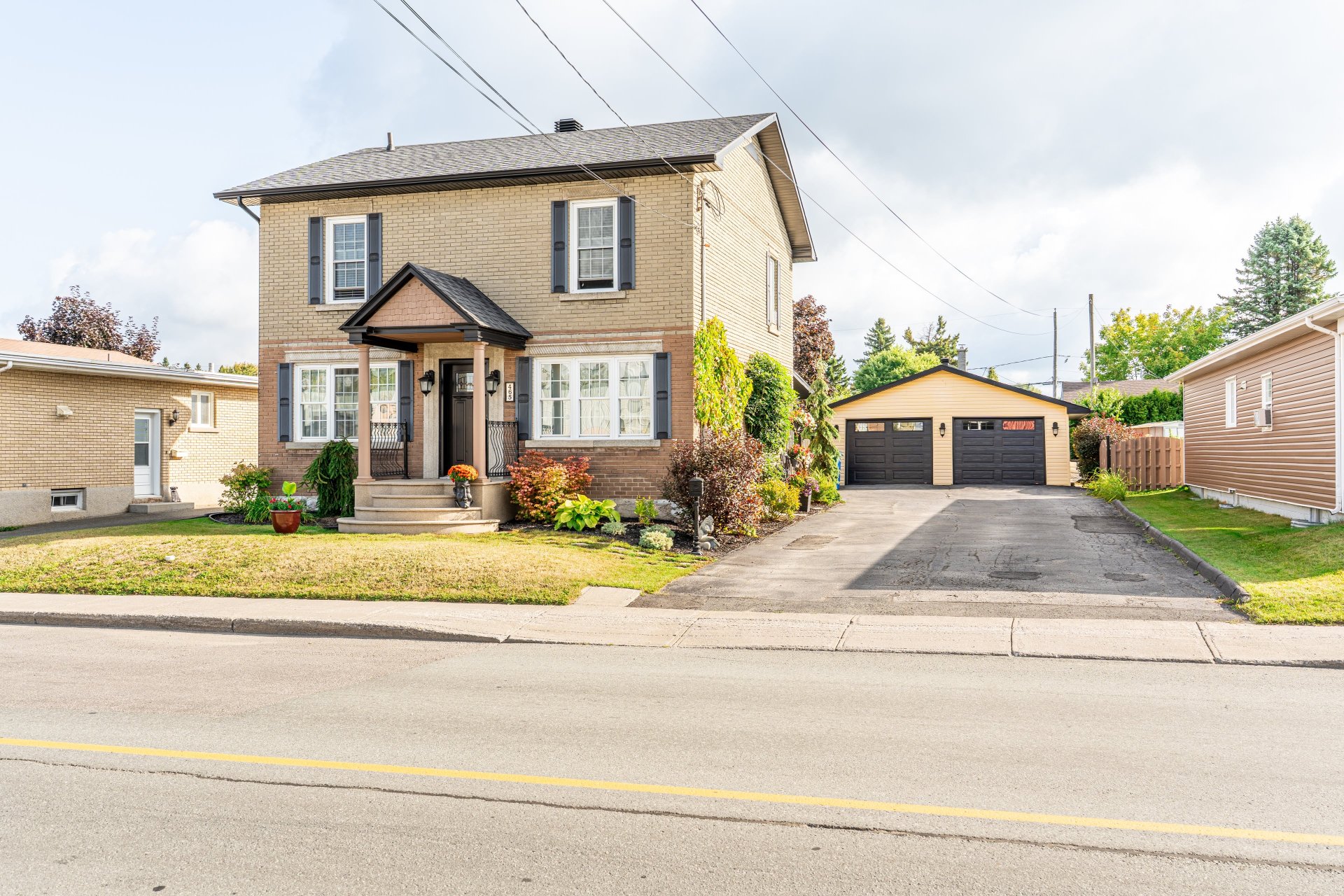 MLS: 25949465