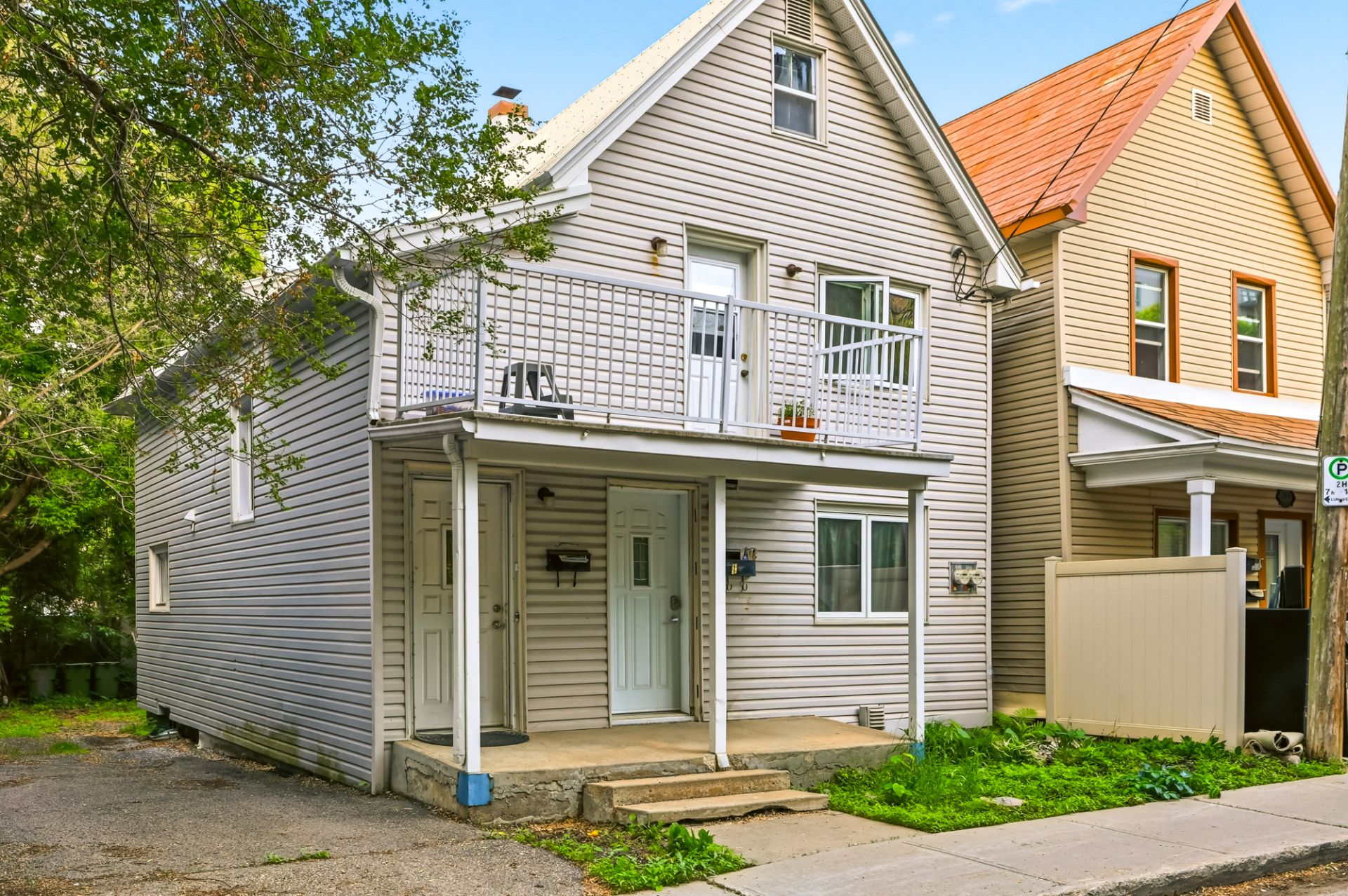 MLS: 21748009