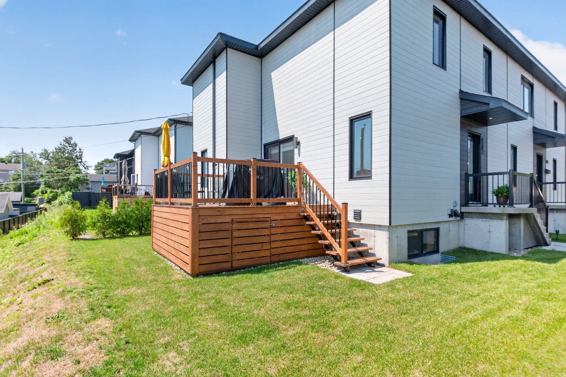 MLS: 16490678