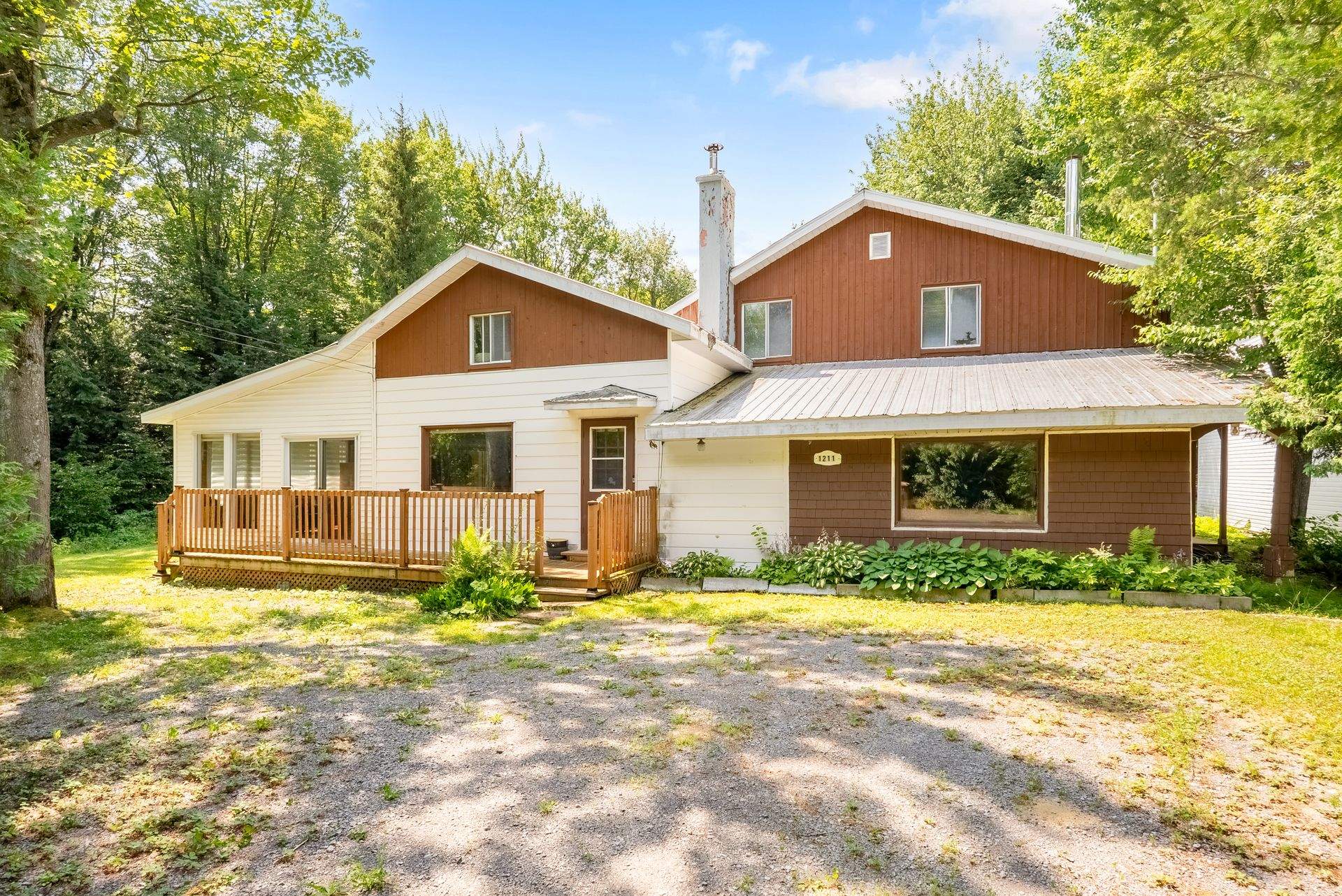 MLS: 21634036