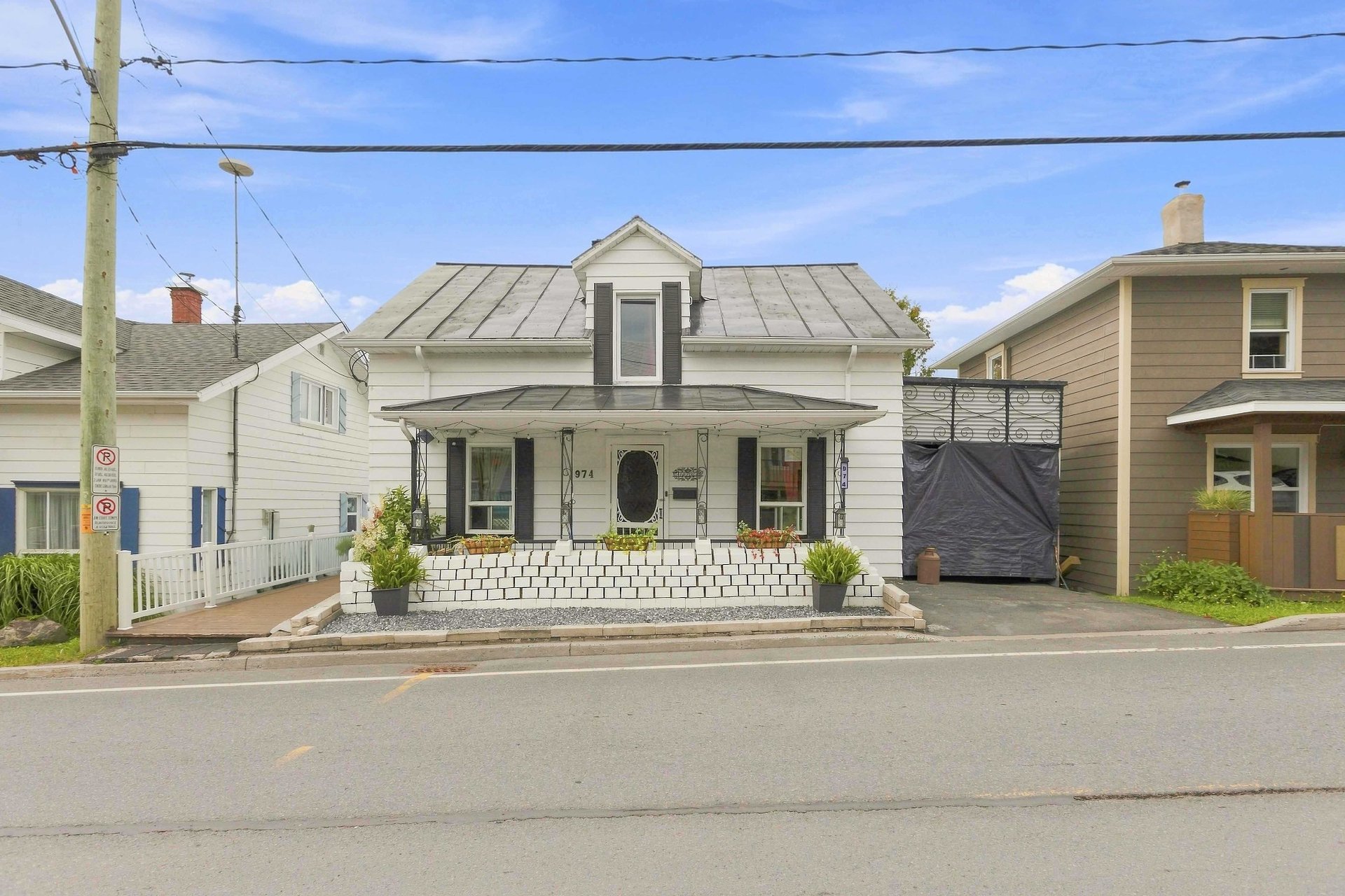 MLS: 28067083