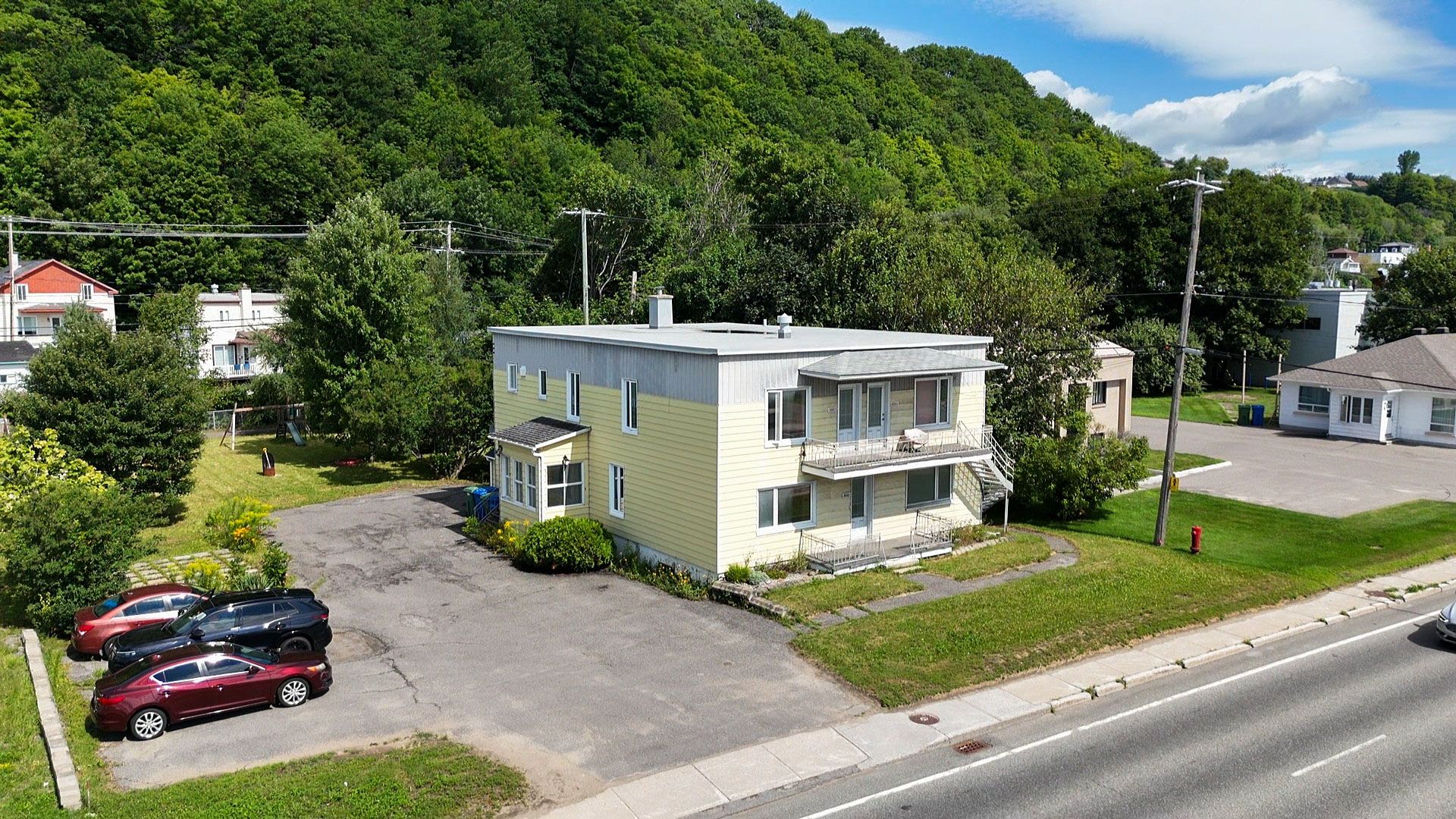 MLS: 16083902