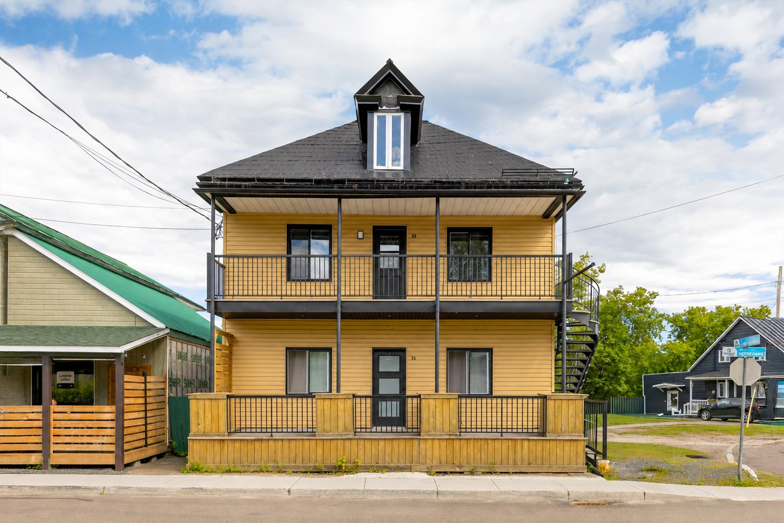 MLS: 27830109