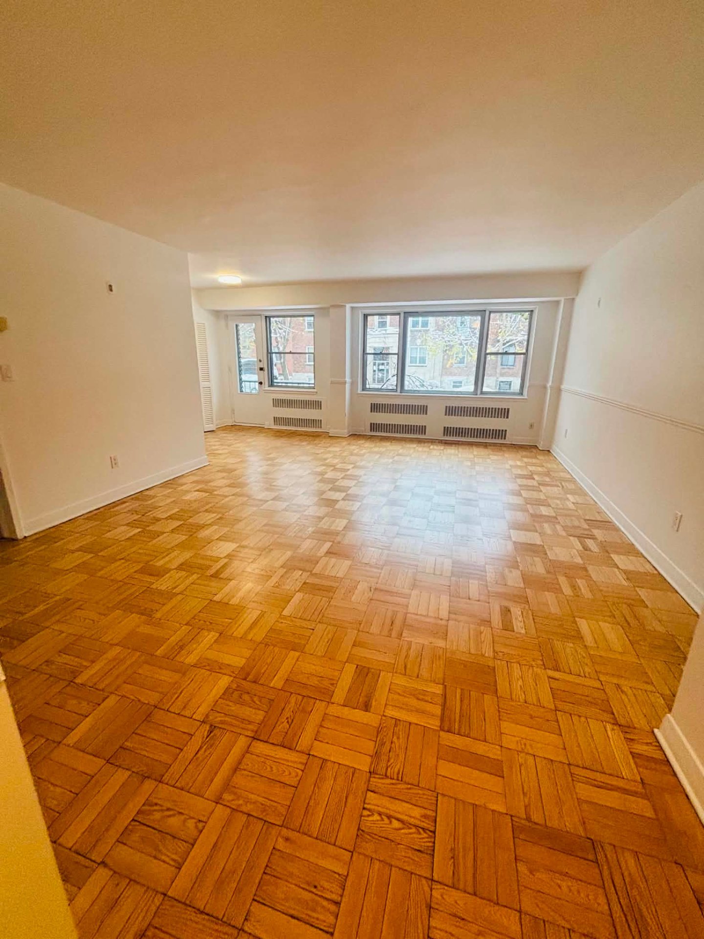 MLS: 24386612
