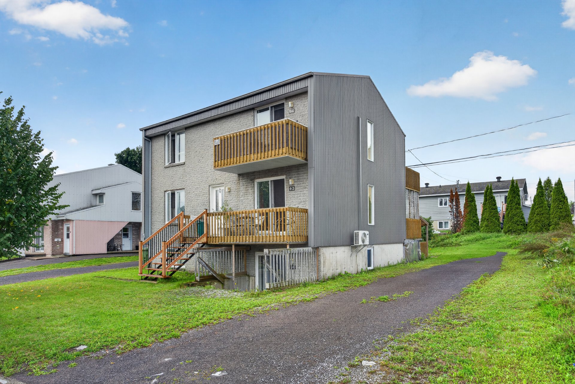MLS: 27142755