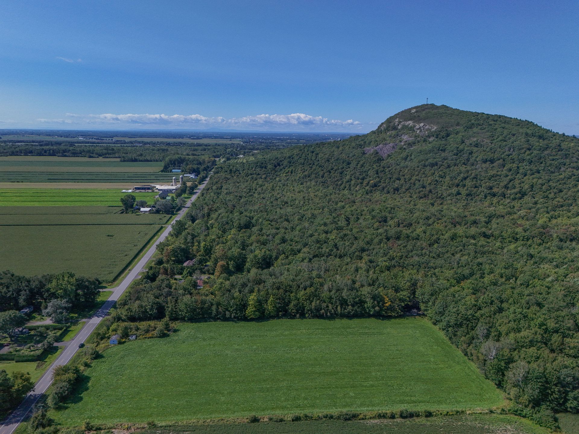 MLS: 25826323