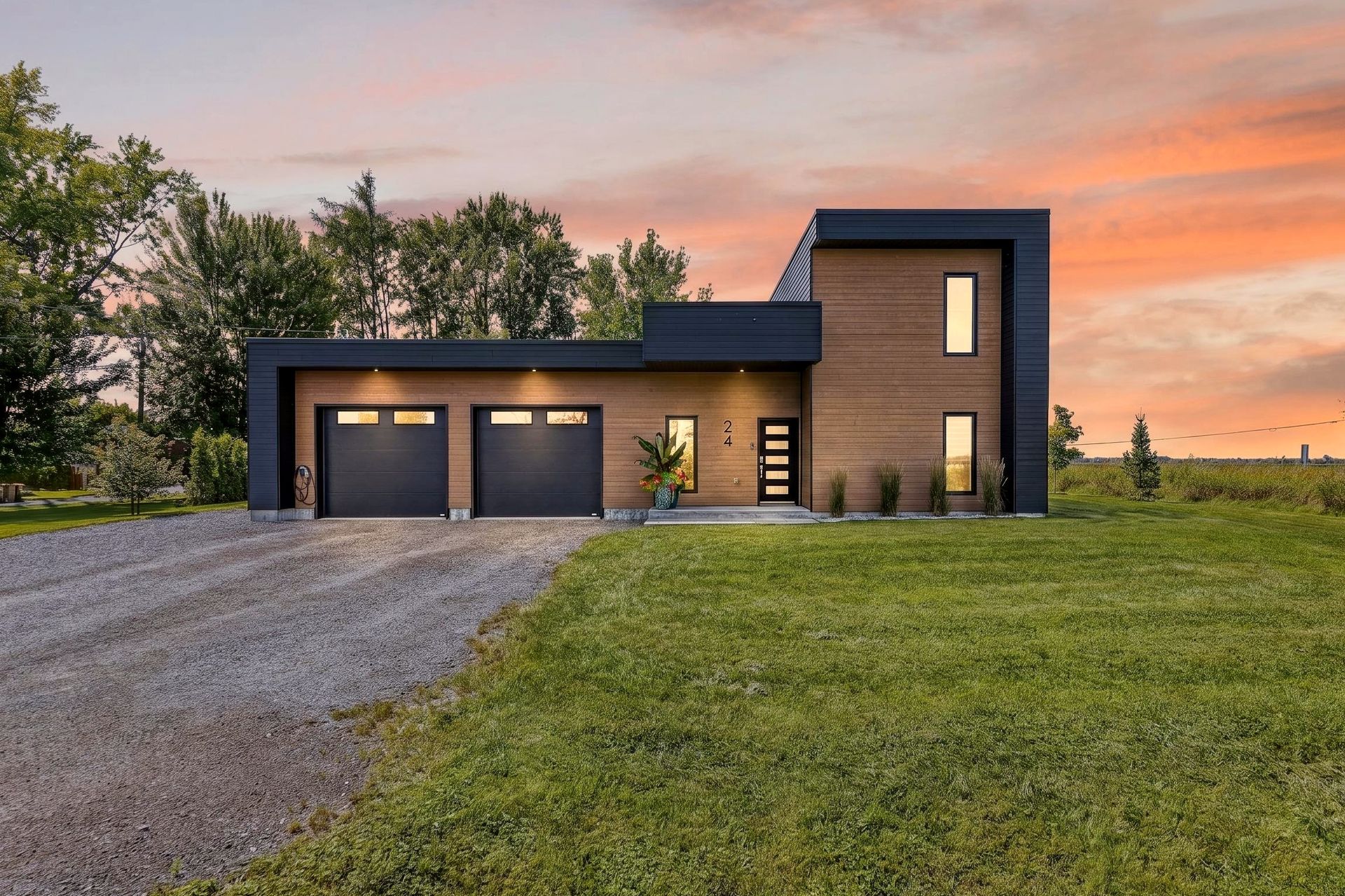 MLS: 20603905