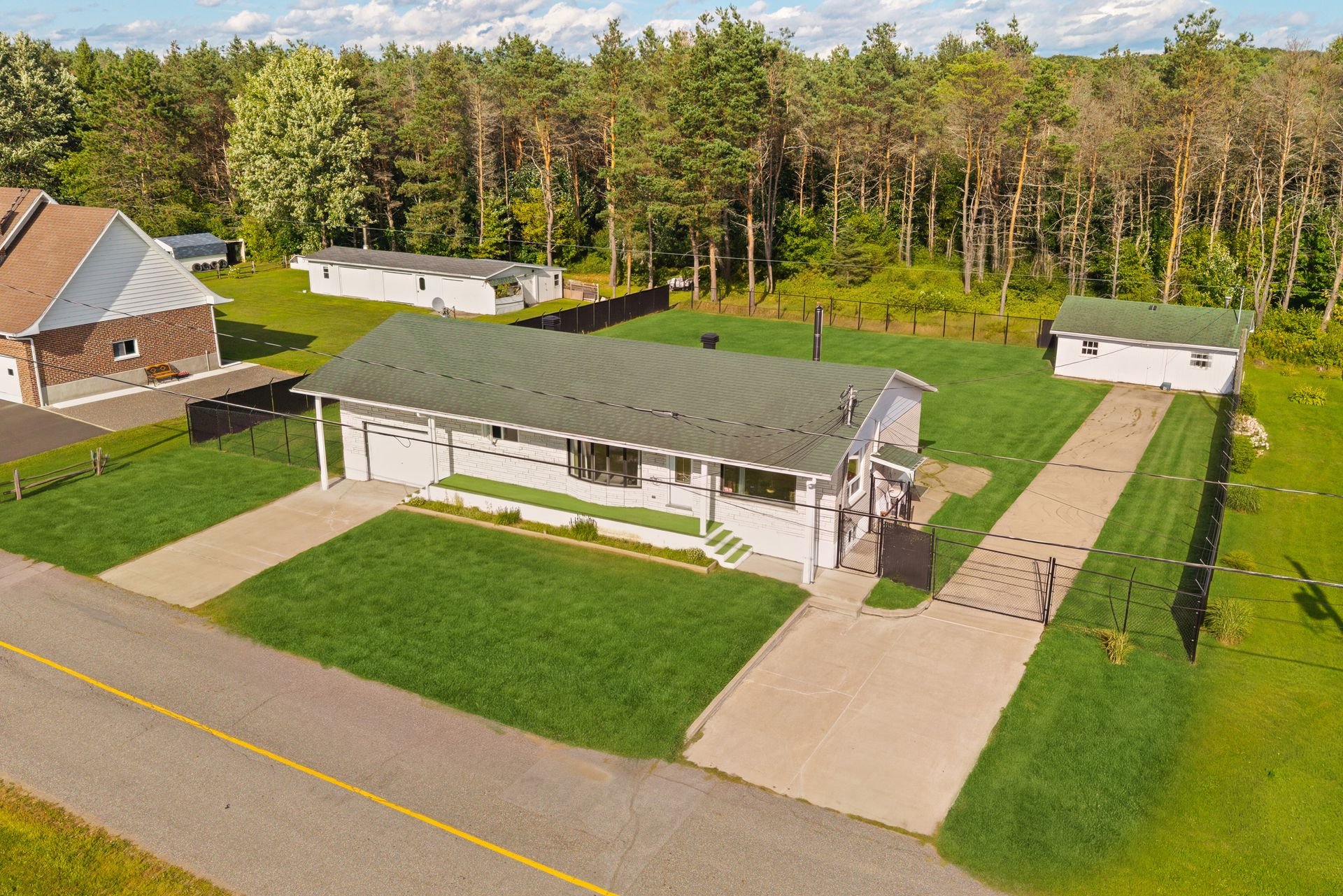 MLS: 22661085