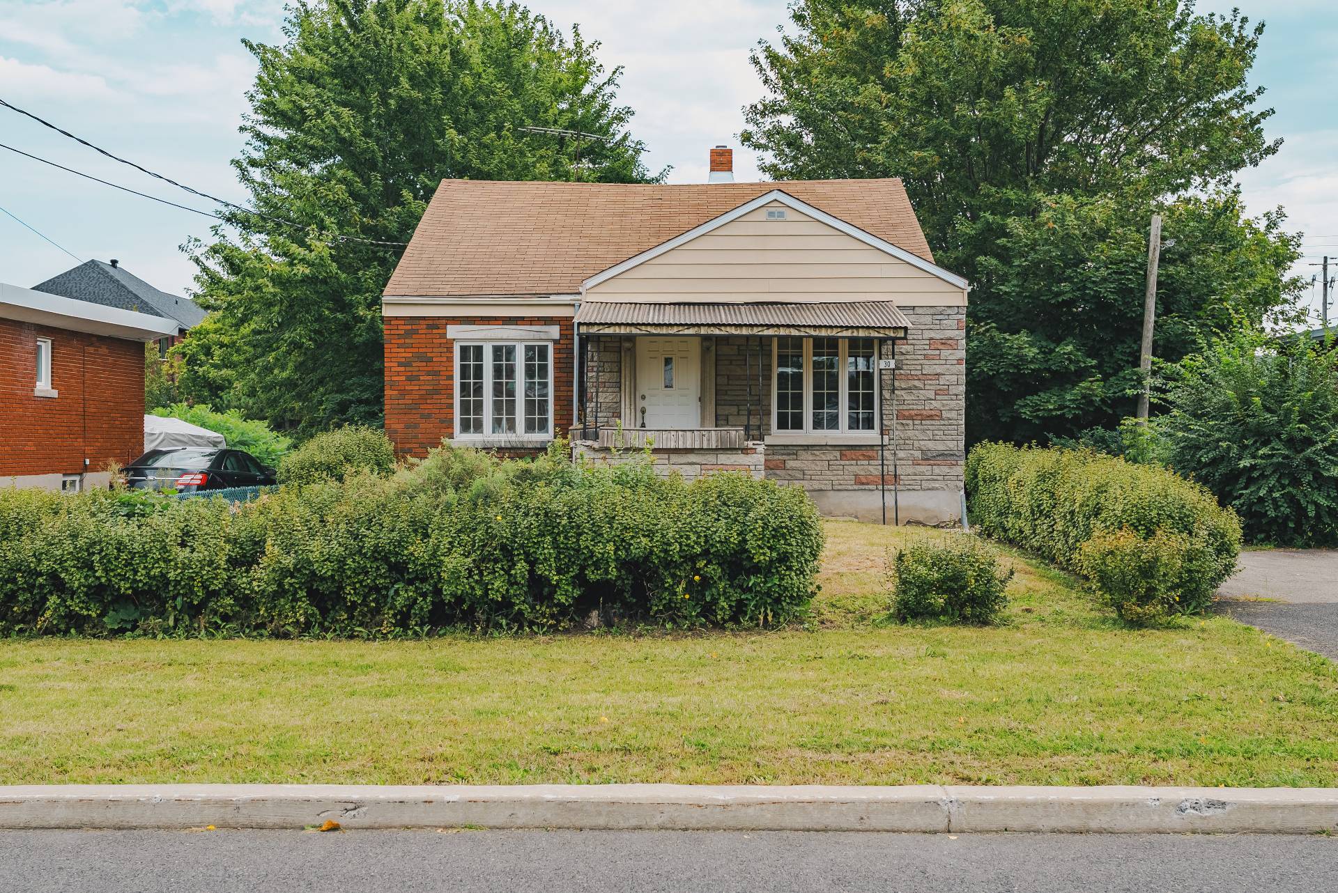 MLS: 21700717