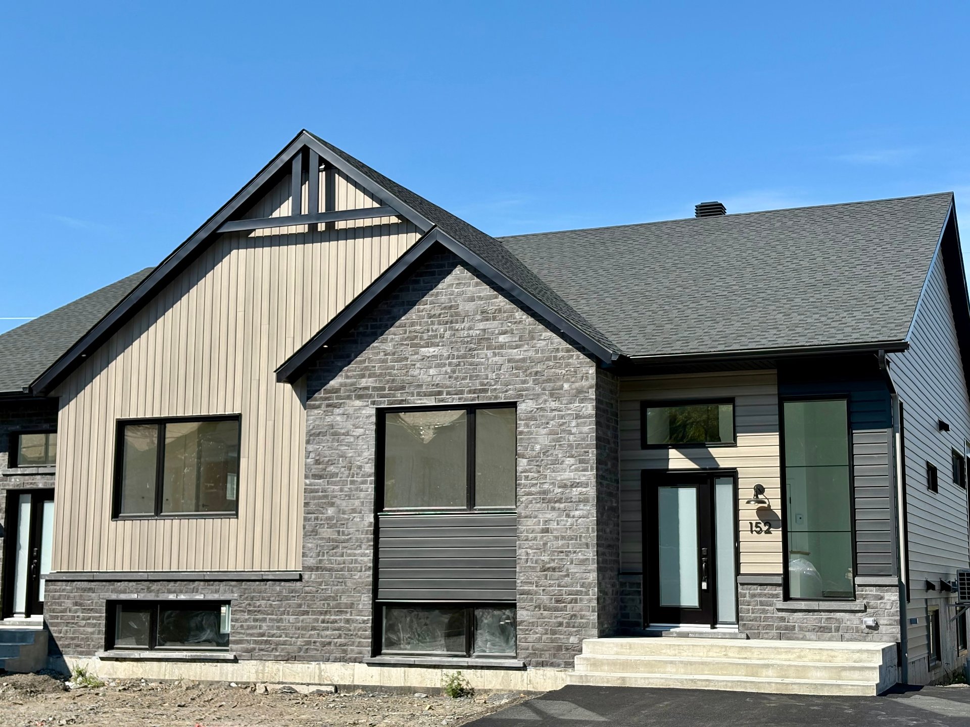 MLS: 17098984