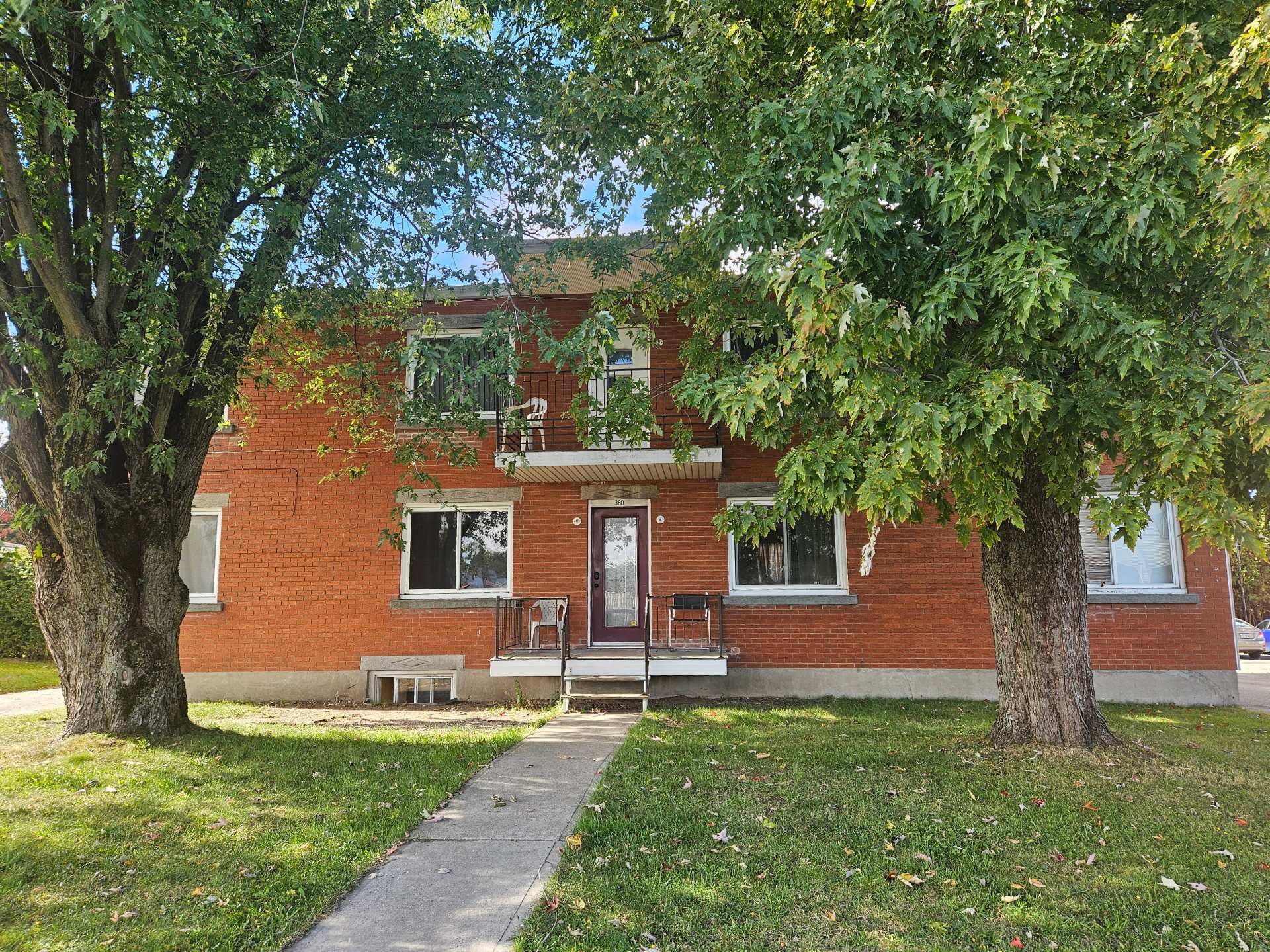 MLS: 18987178