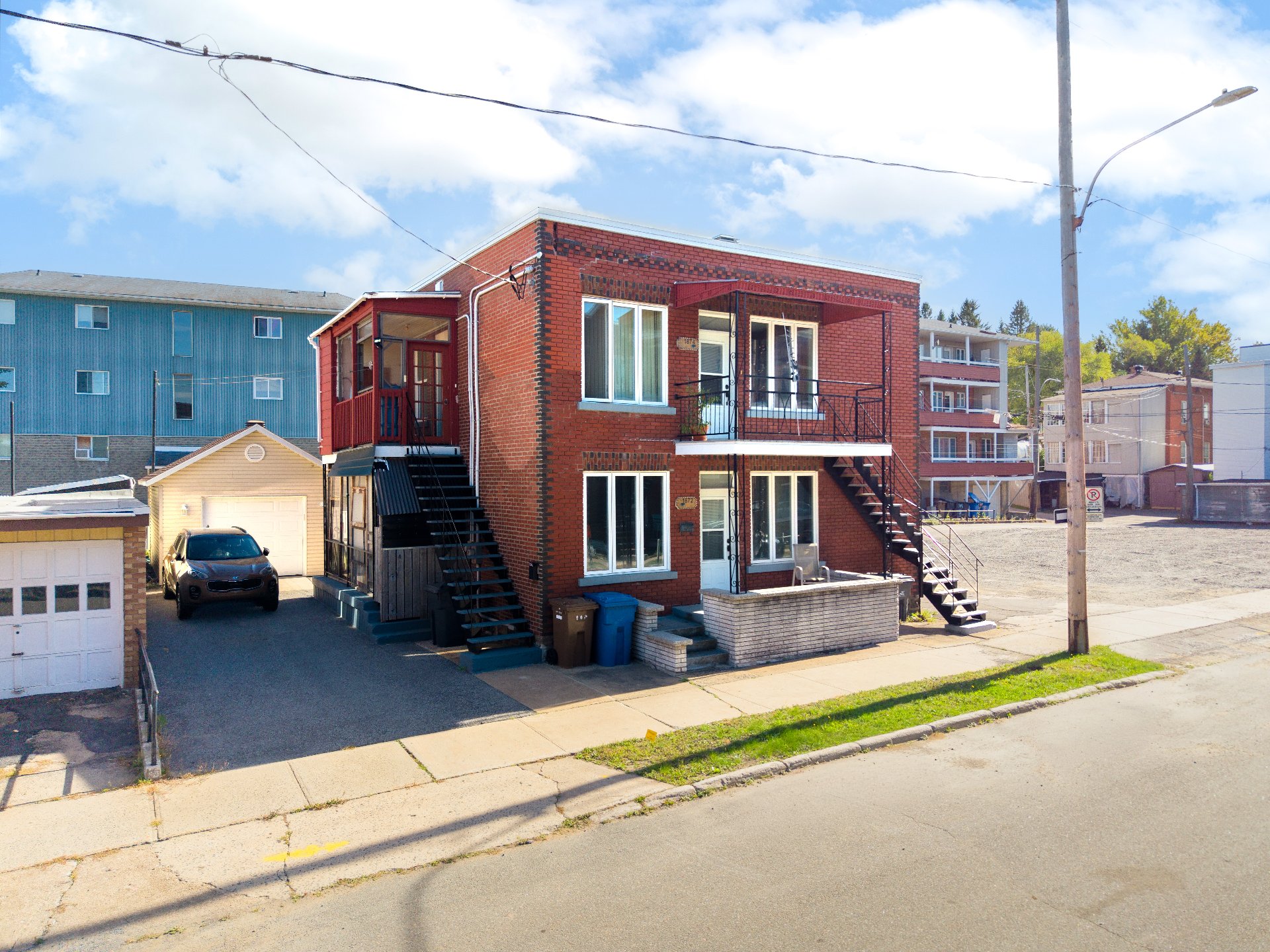 MLS: 23181589