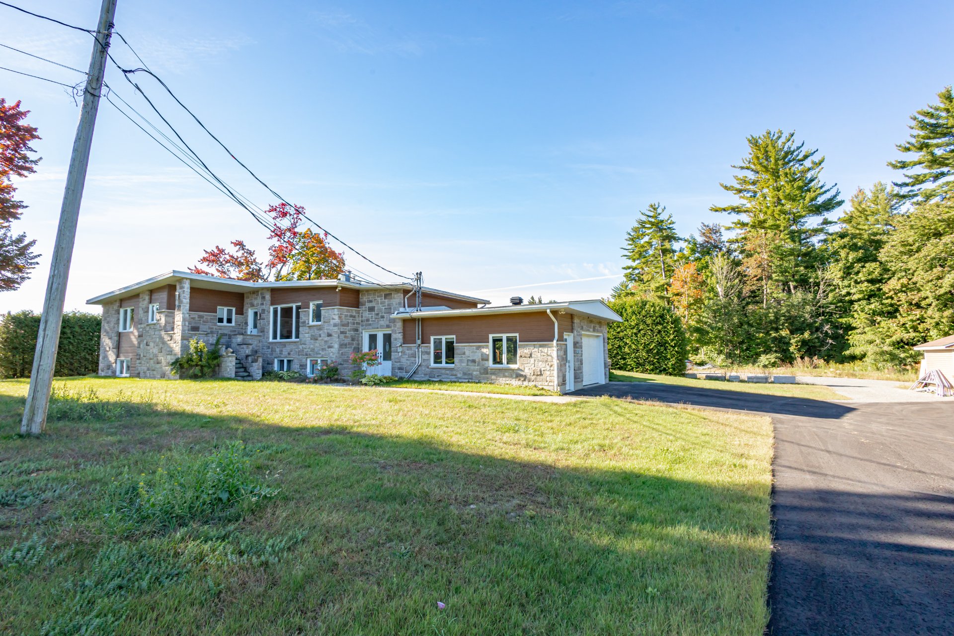 MLS: 16189792