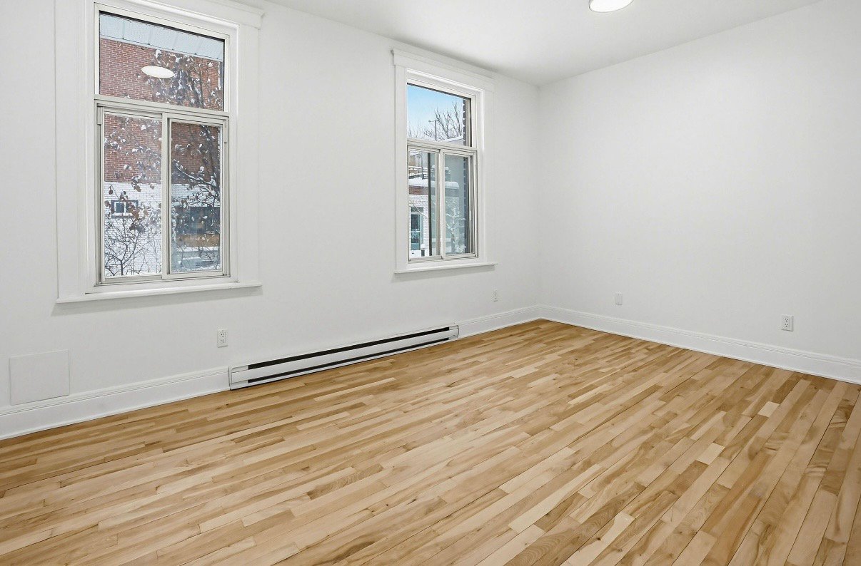 MLS: 9245490