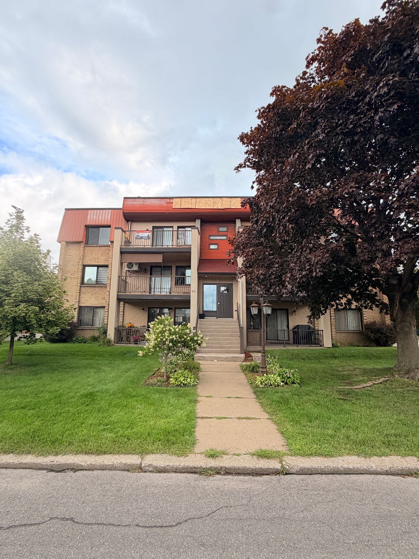 MLS: 18988382