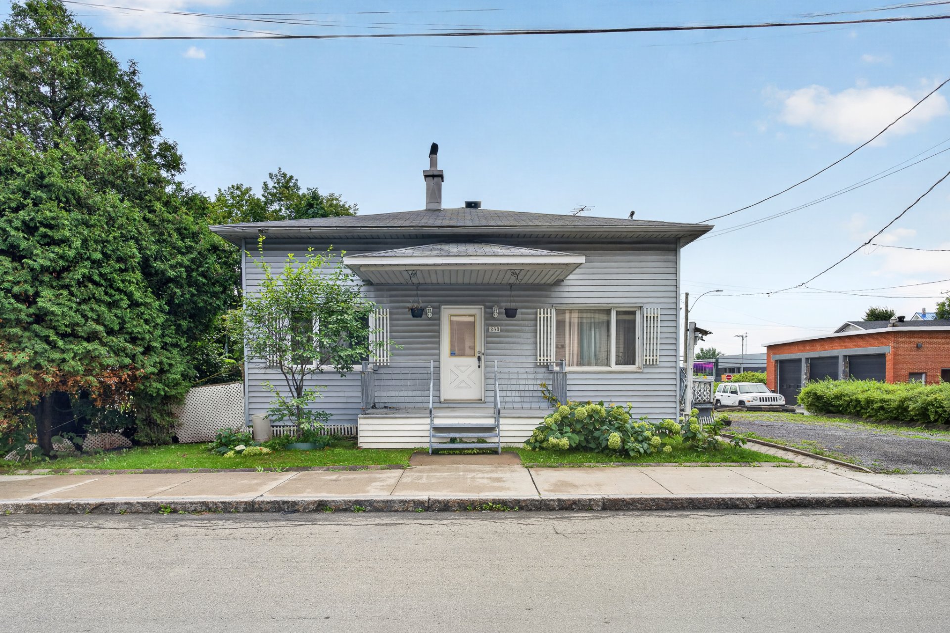 MLS: 28534788
