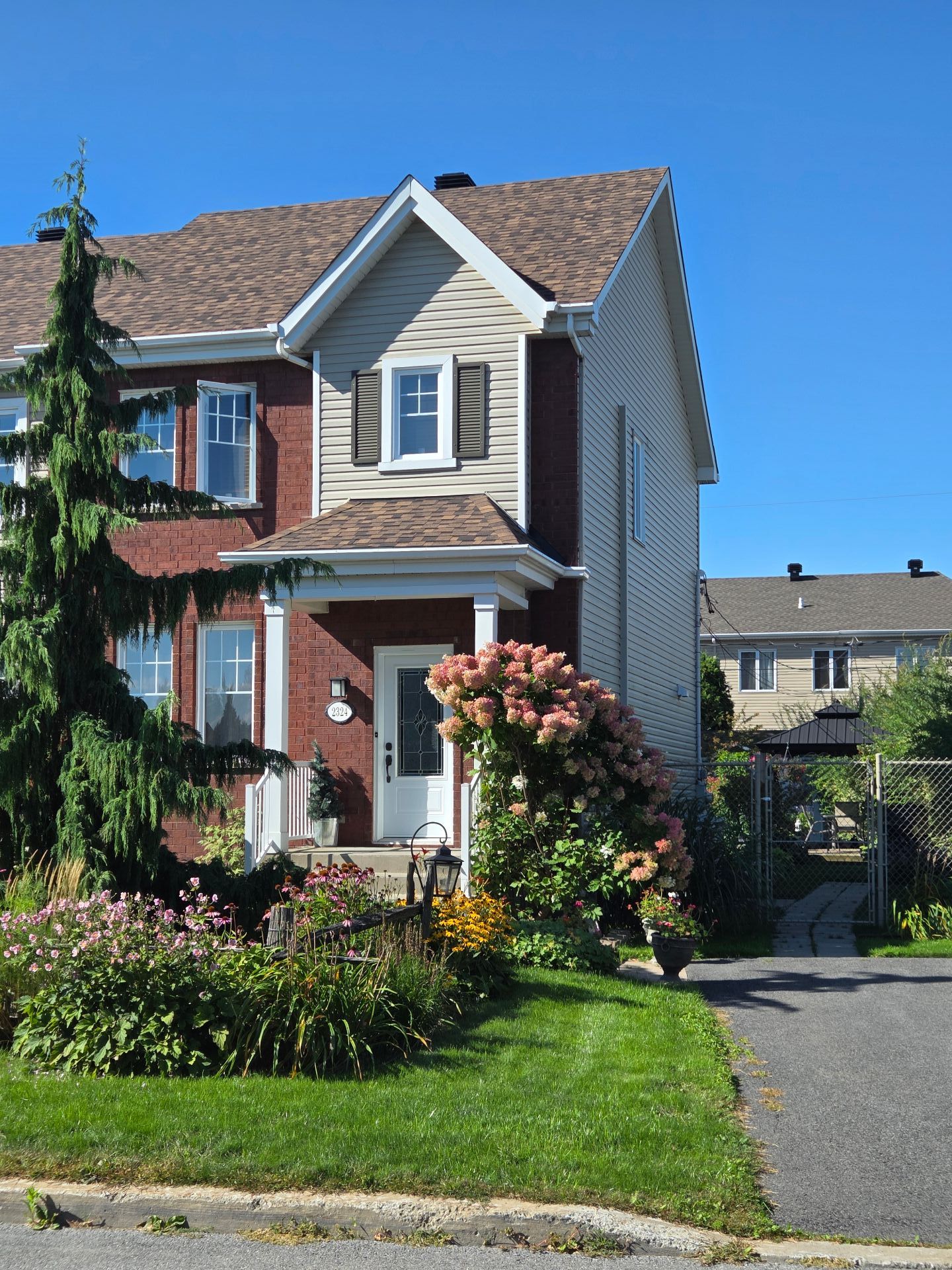MLS: 16058848