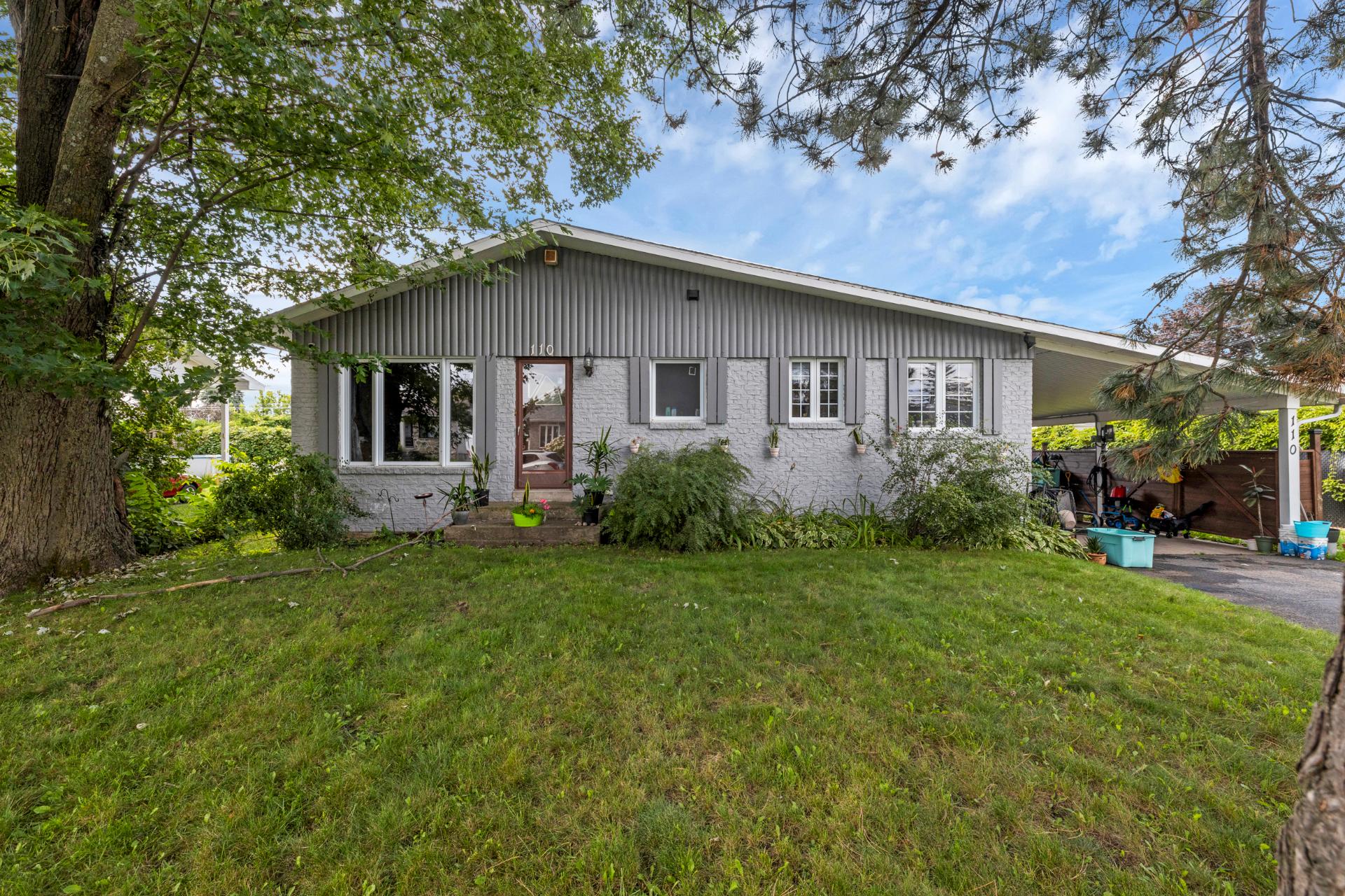 MLS: 19139147