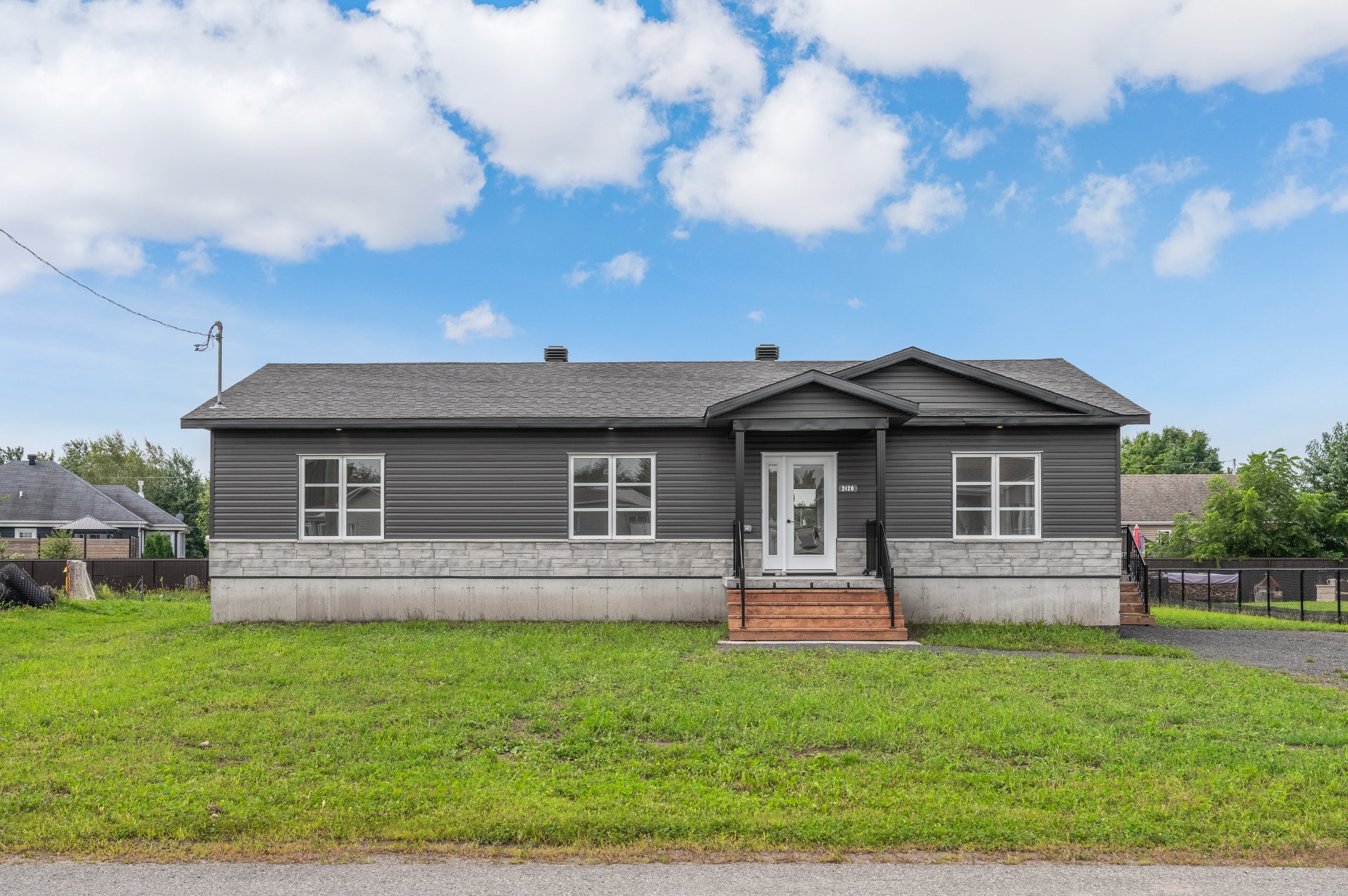 MLS: 15652709