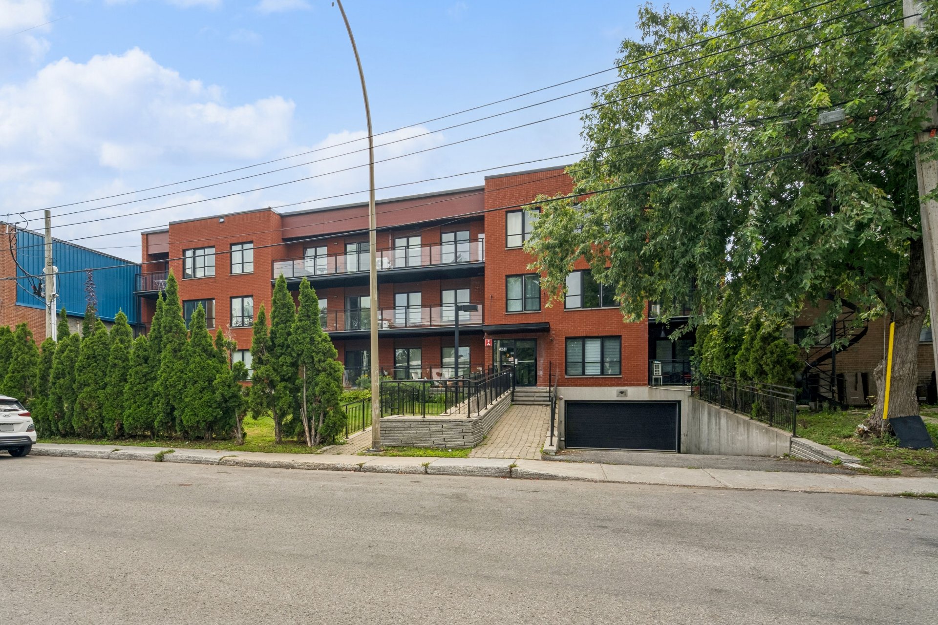 MLS: 14903786