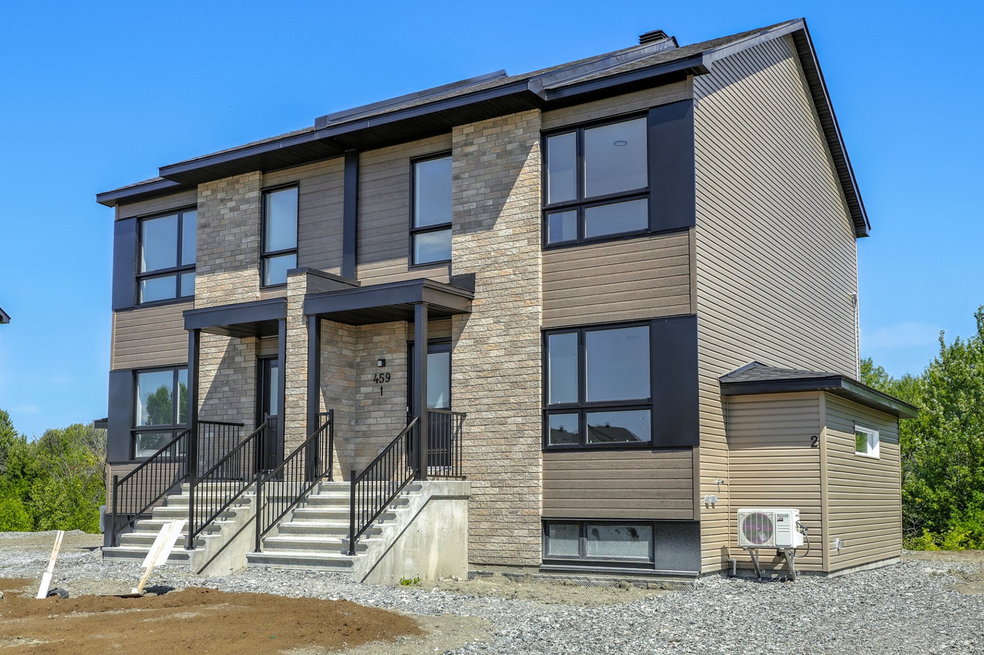 MLS: 15552675