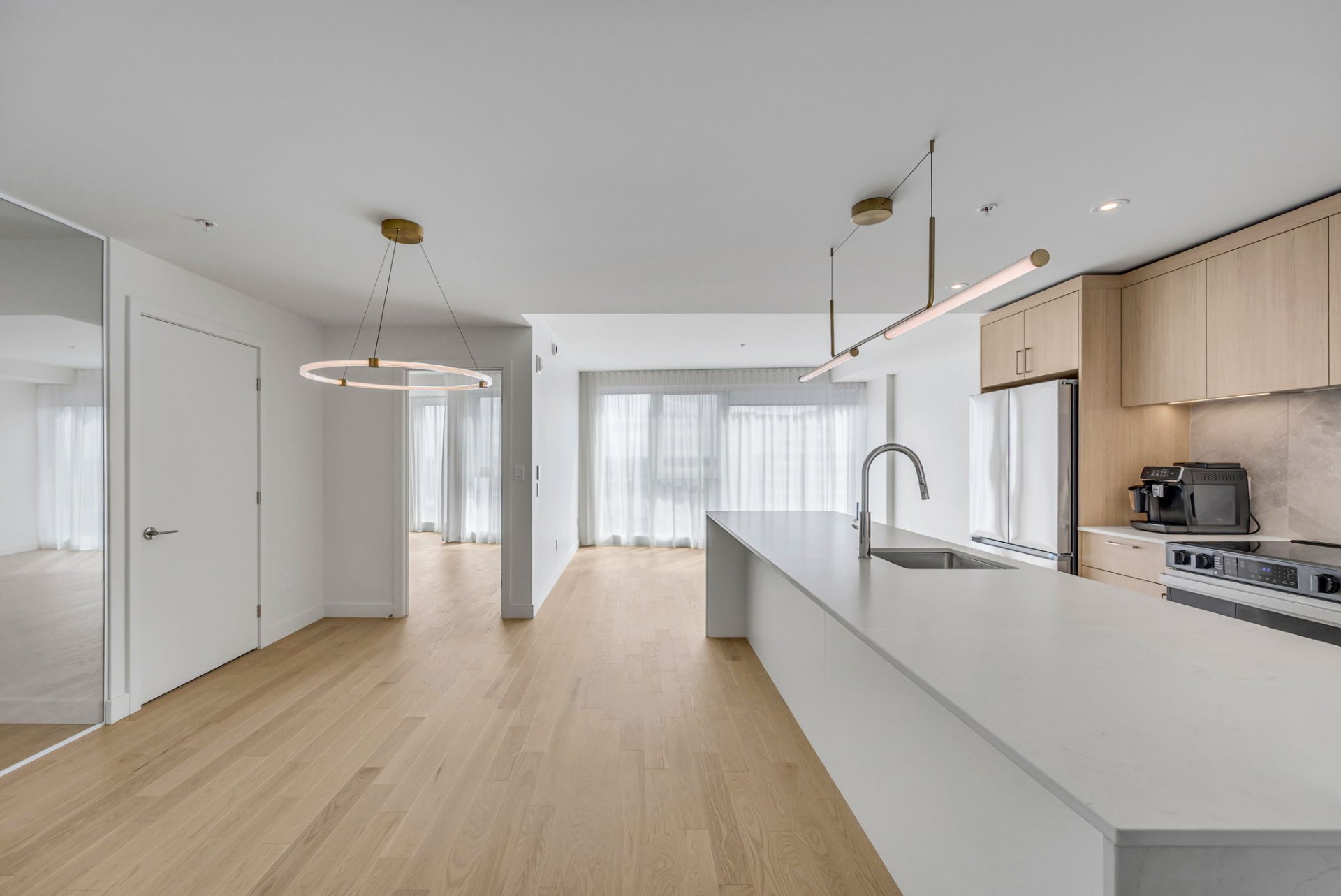 MLS: 23908079