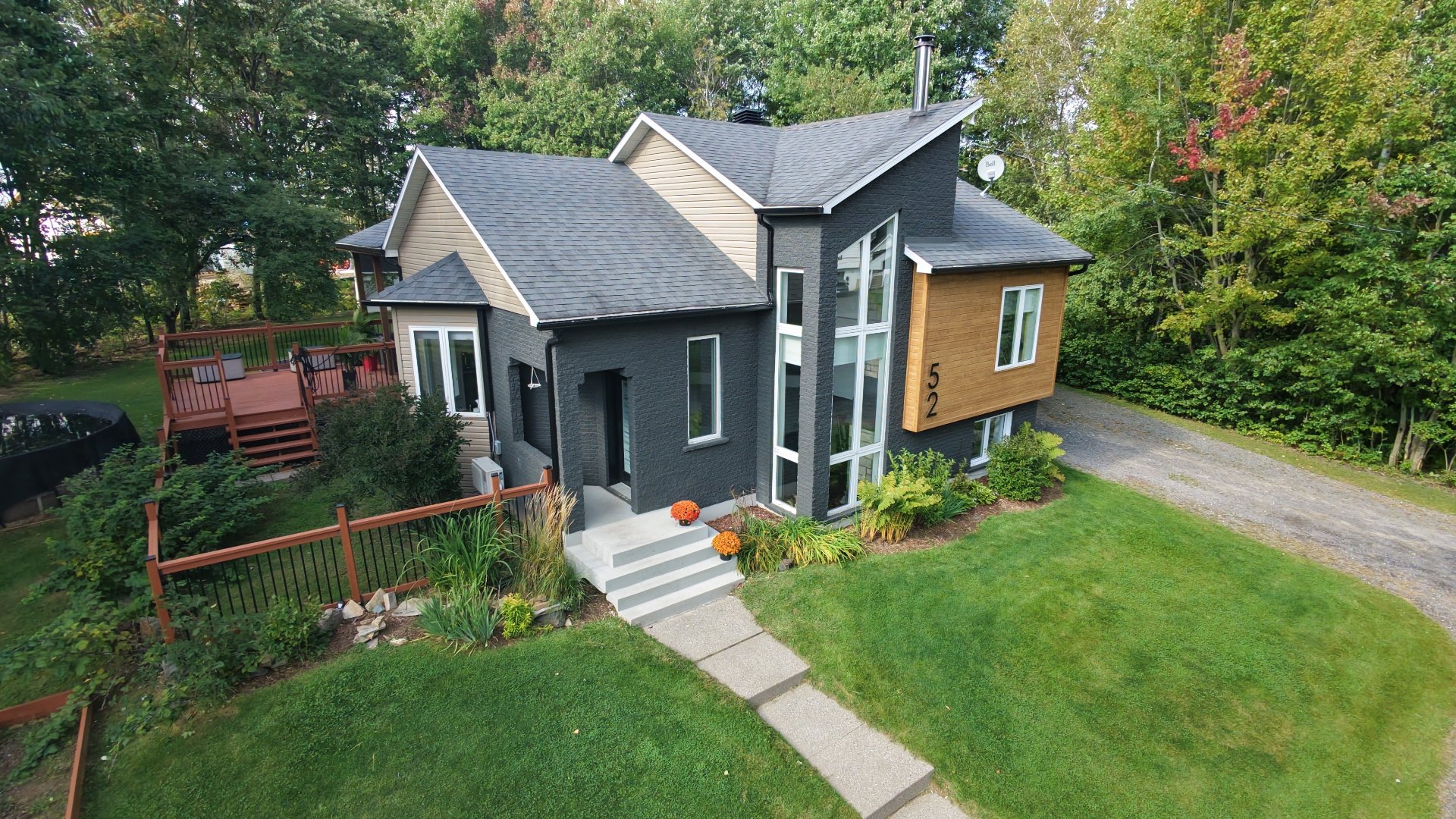 MLS: 9762402