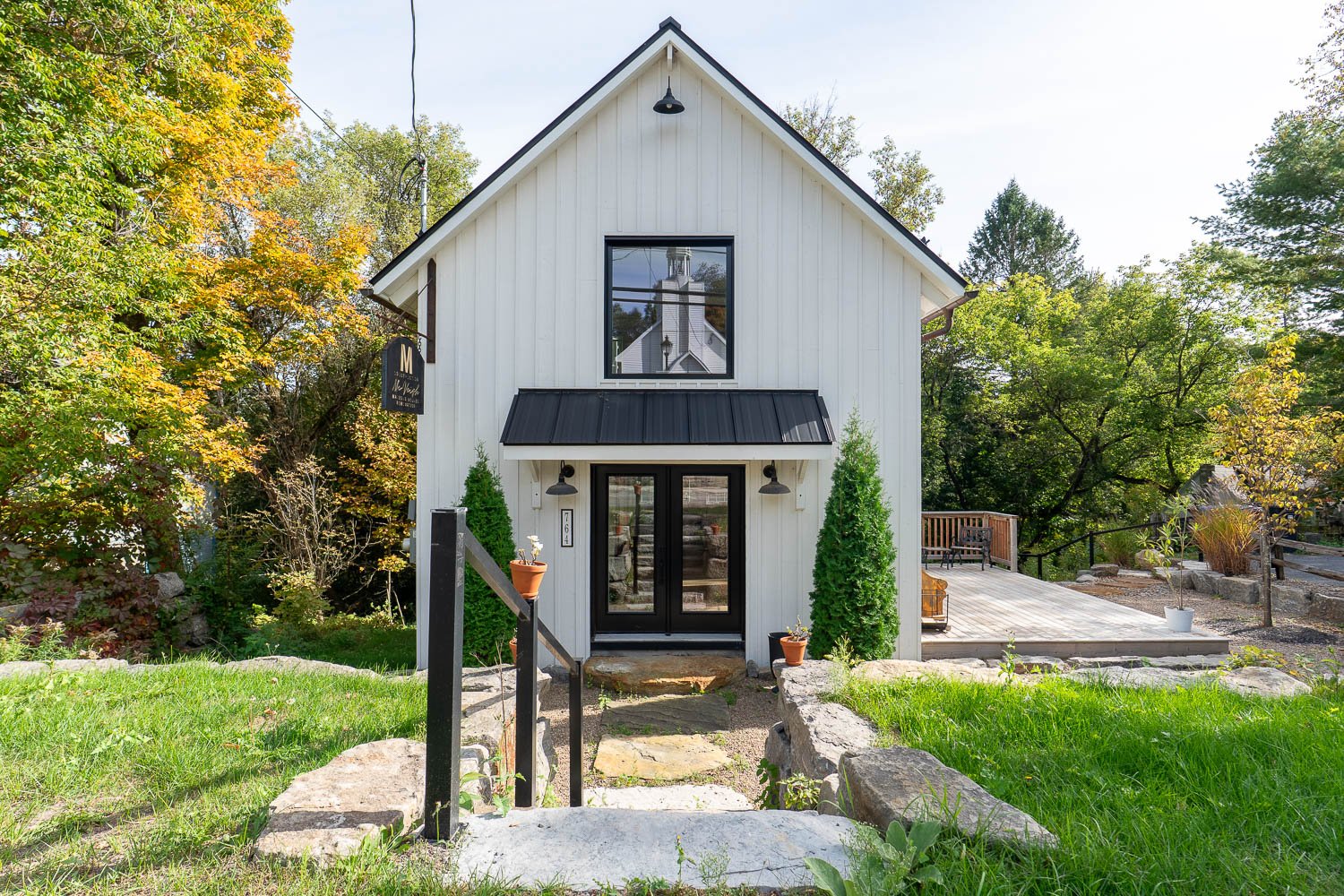 MLS: 22450039