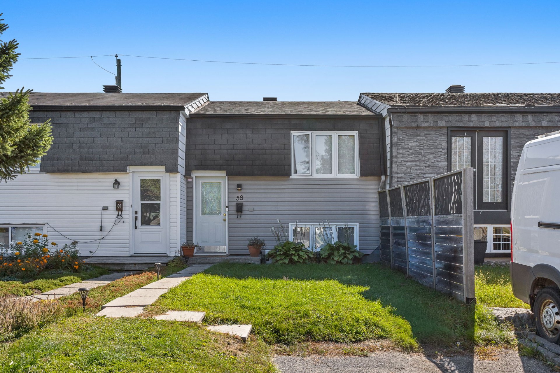 MLS: 26464958