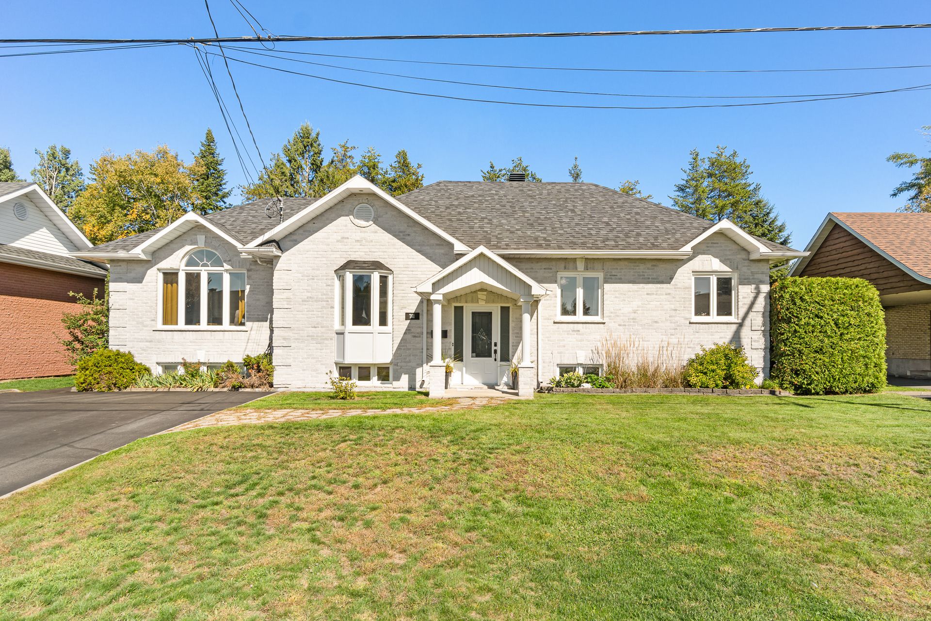 MLS: 28203472