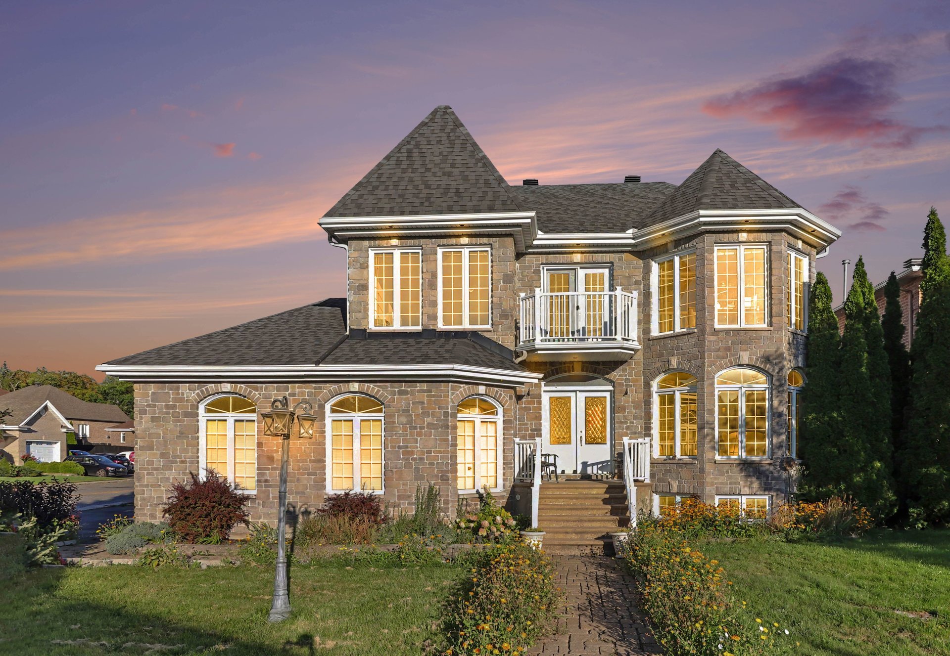 MLS: 28157423
