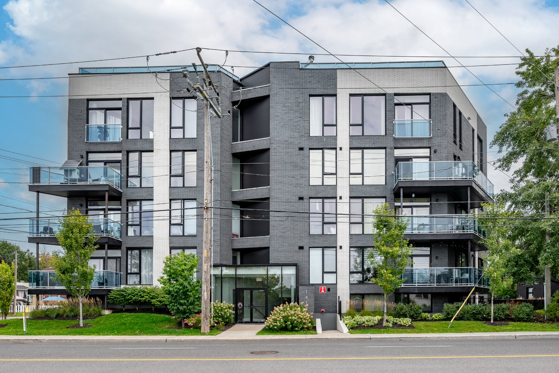 MLS: 20975807